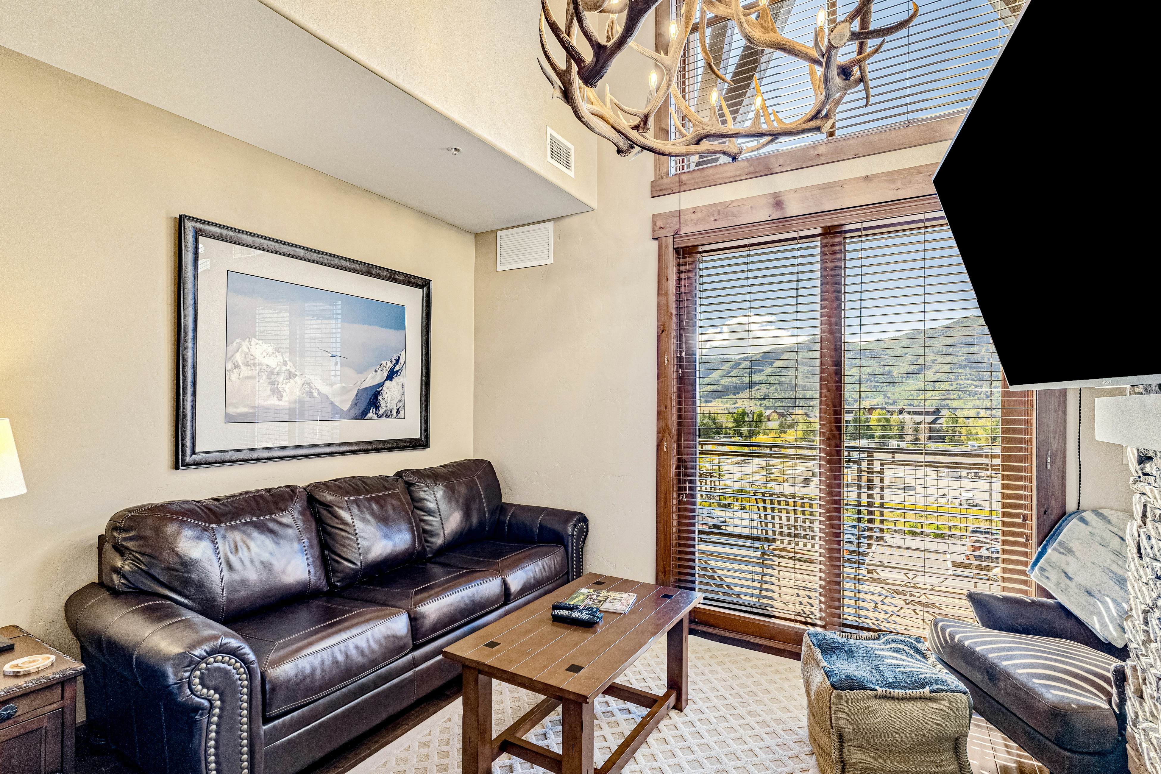 Trailhead Lodge 5108