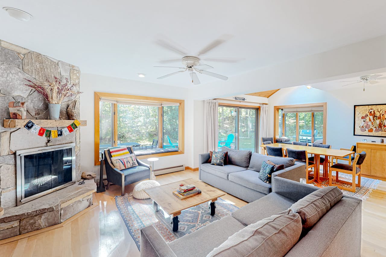 Stratton Hollow House 4 BD Winhall, VT Vacation Rental Vacasa