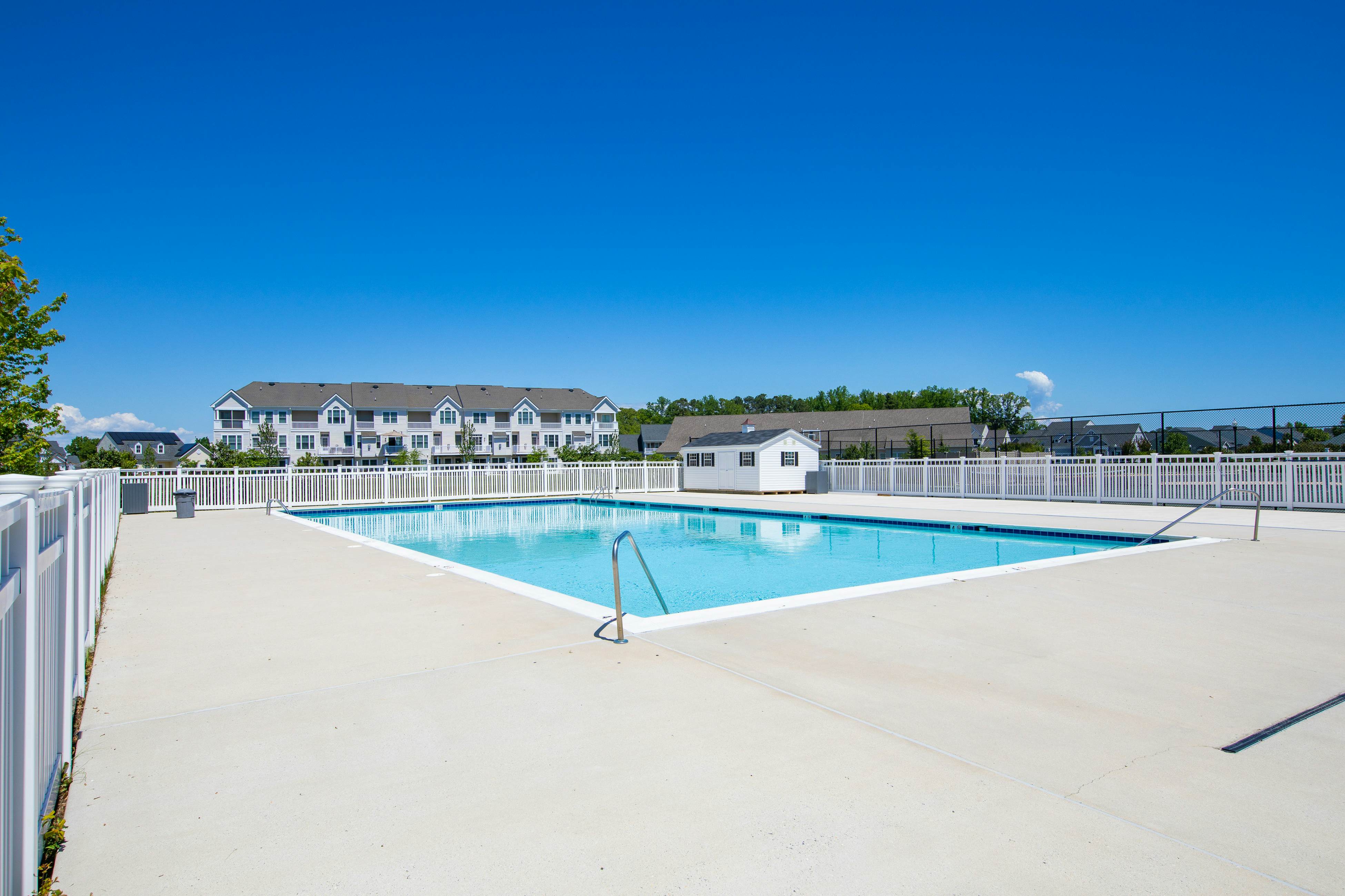 Grande at Canal Pointe 19708 Chelmer Dr, Unit 9 2 BD Rehoboth