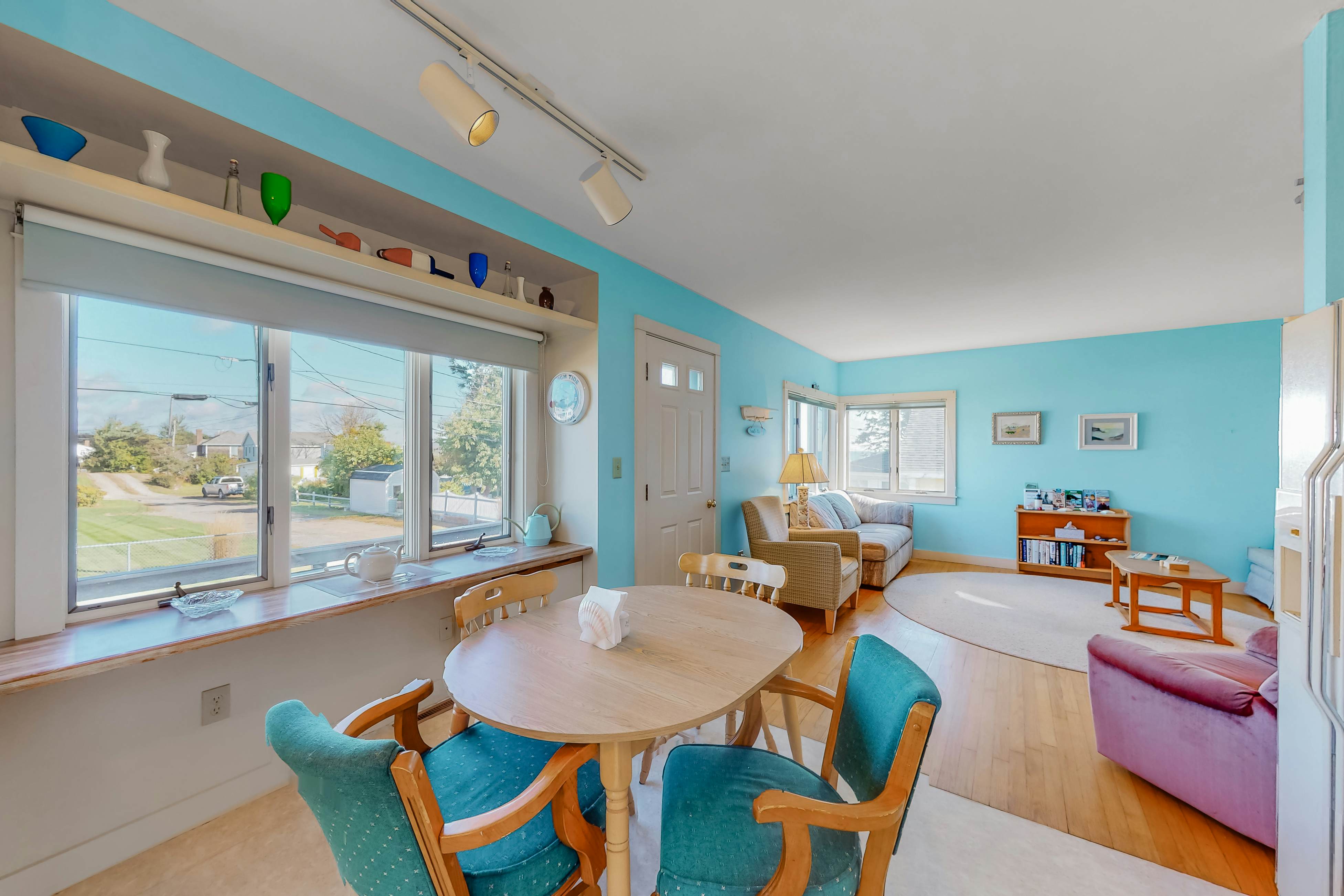 Lobster Cove Cottage 2 BD York, ME Vacation Rental Vacasa