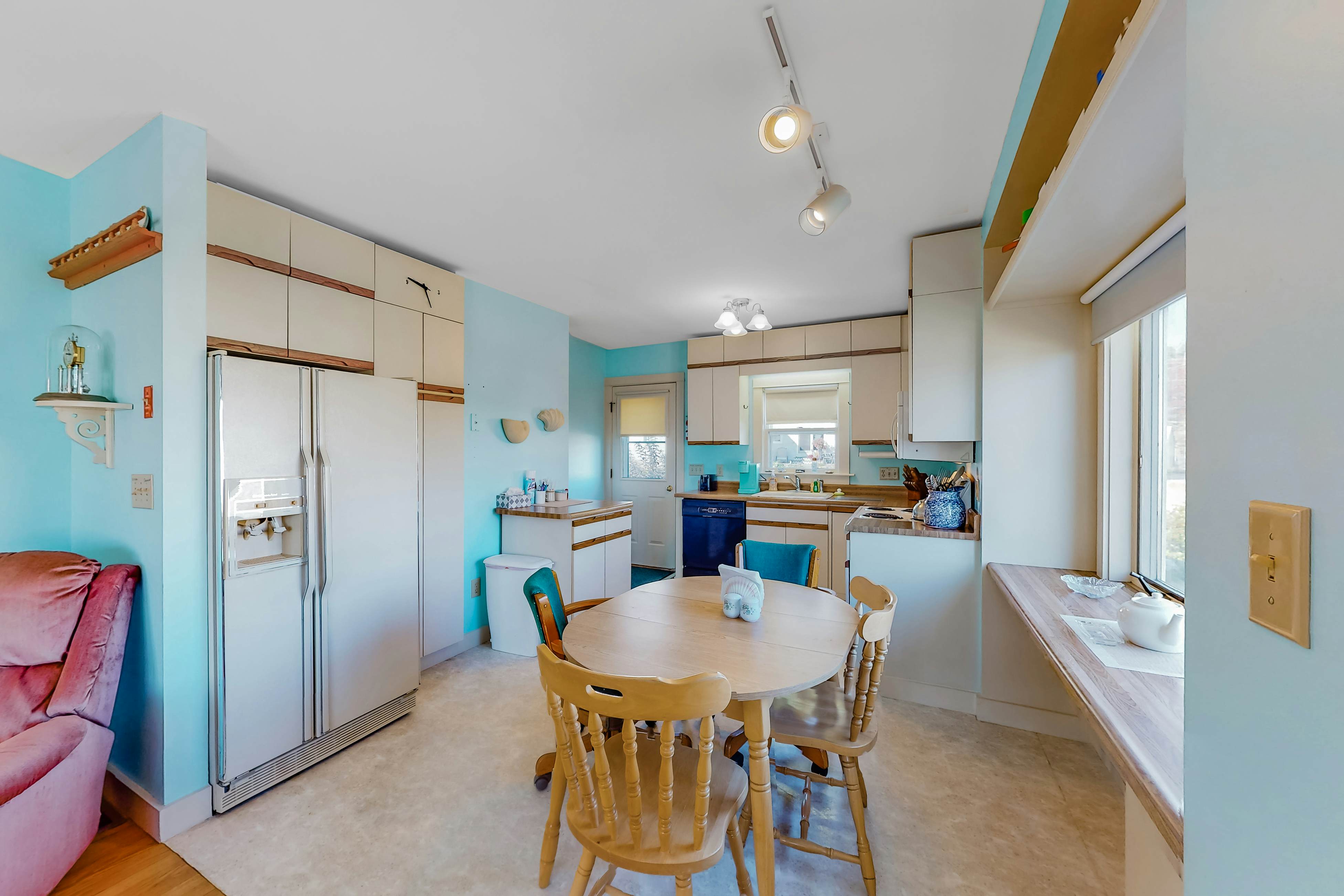 Lobster Cove Cottage 2 BD York, ME Vacation Rental Vacasa