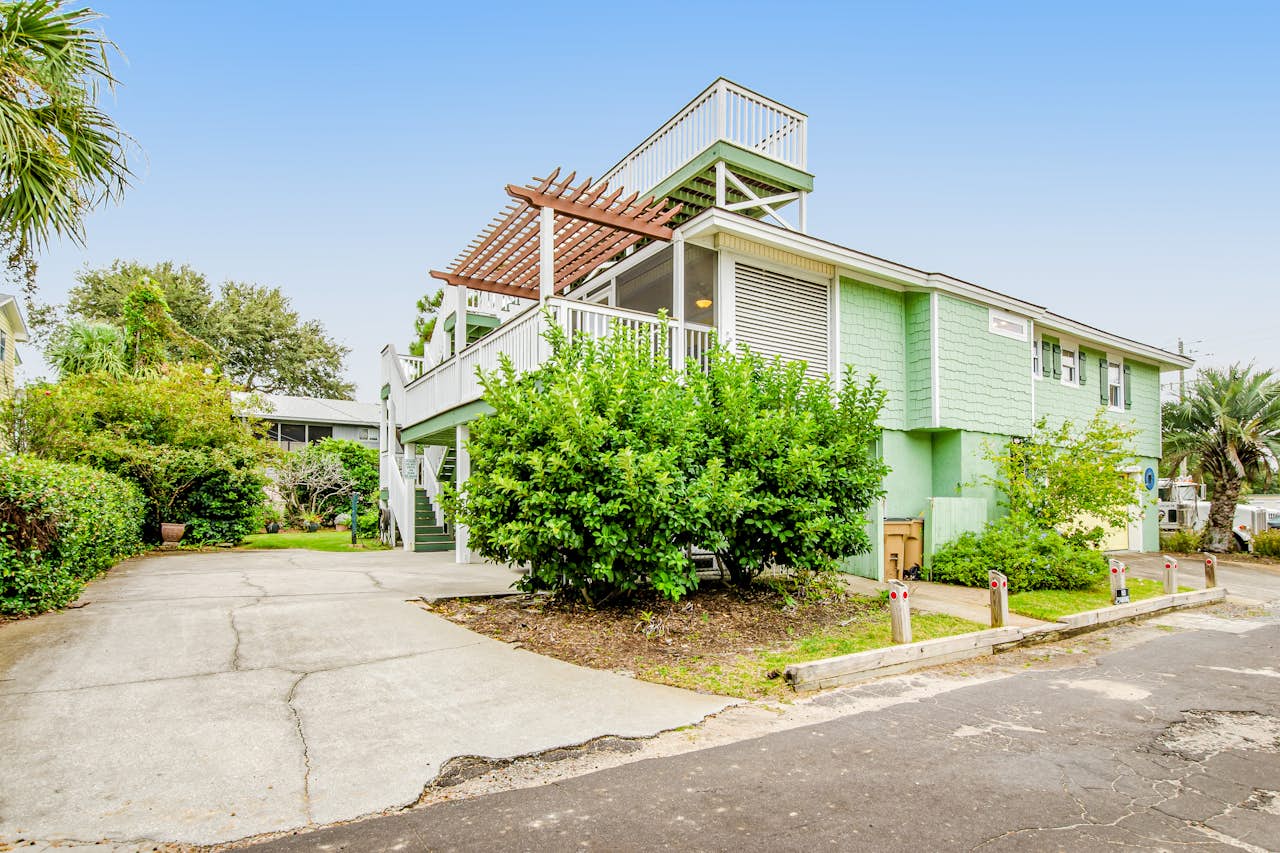 Marigold Cottage 4 BD Tybee Island, GA Vacation Rental Vacasa