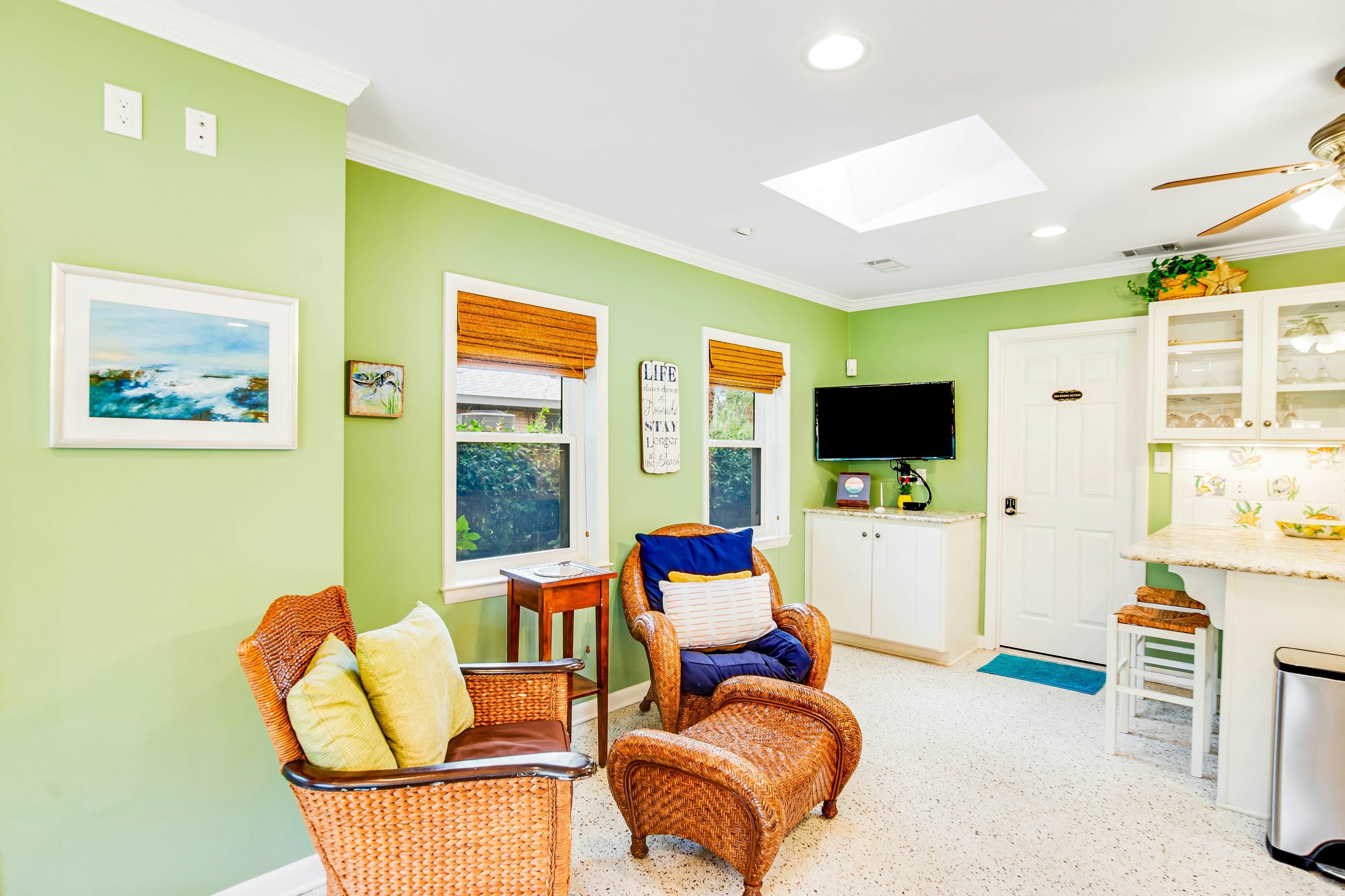 Marigold Cottage 4 BD Tybee Island, GA Vacation Rental Vacasa