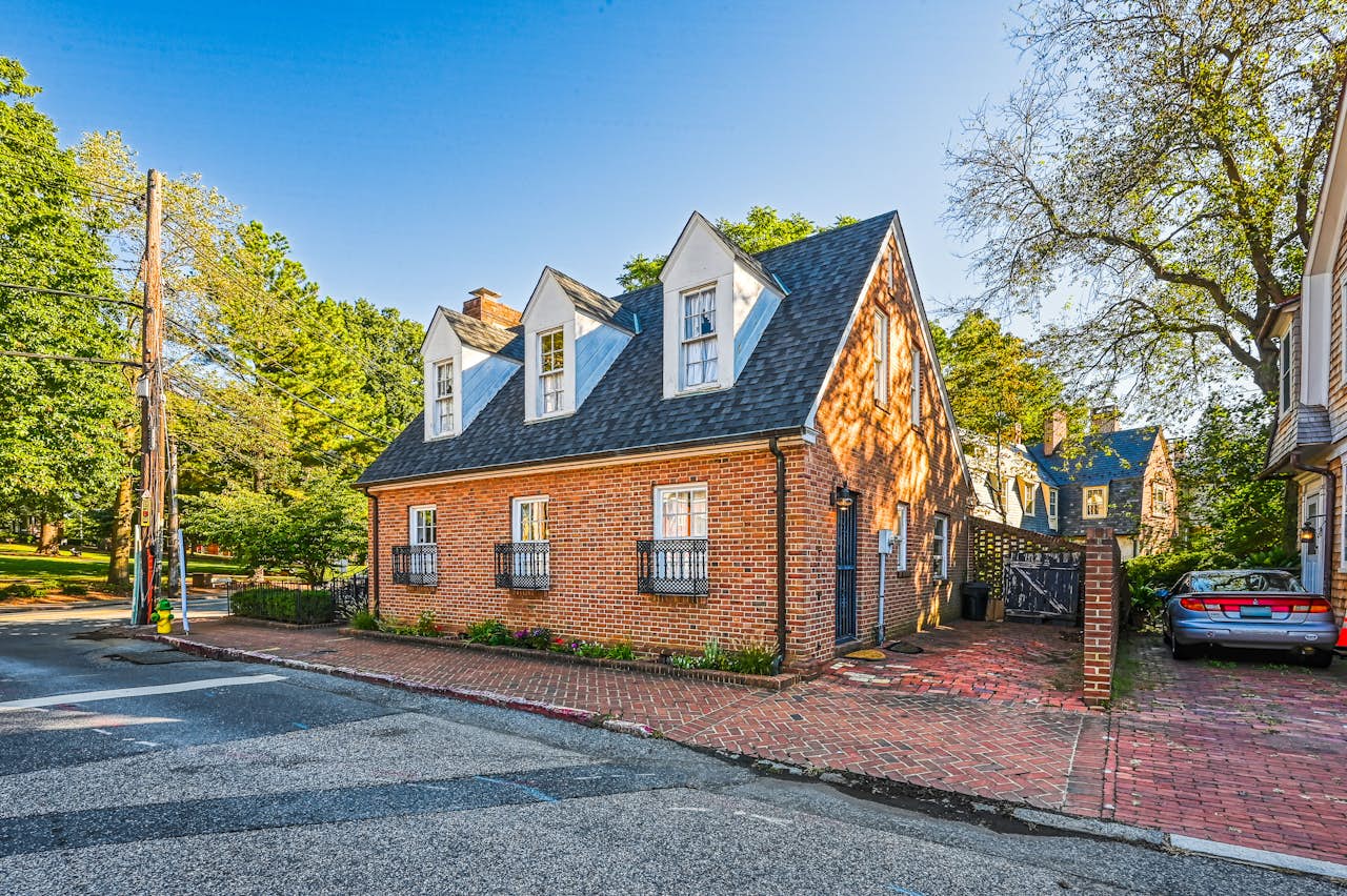 The Little House 2 BD Annapolis, MD Vacation Rental Vacasa