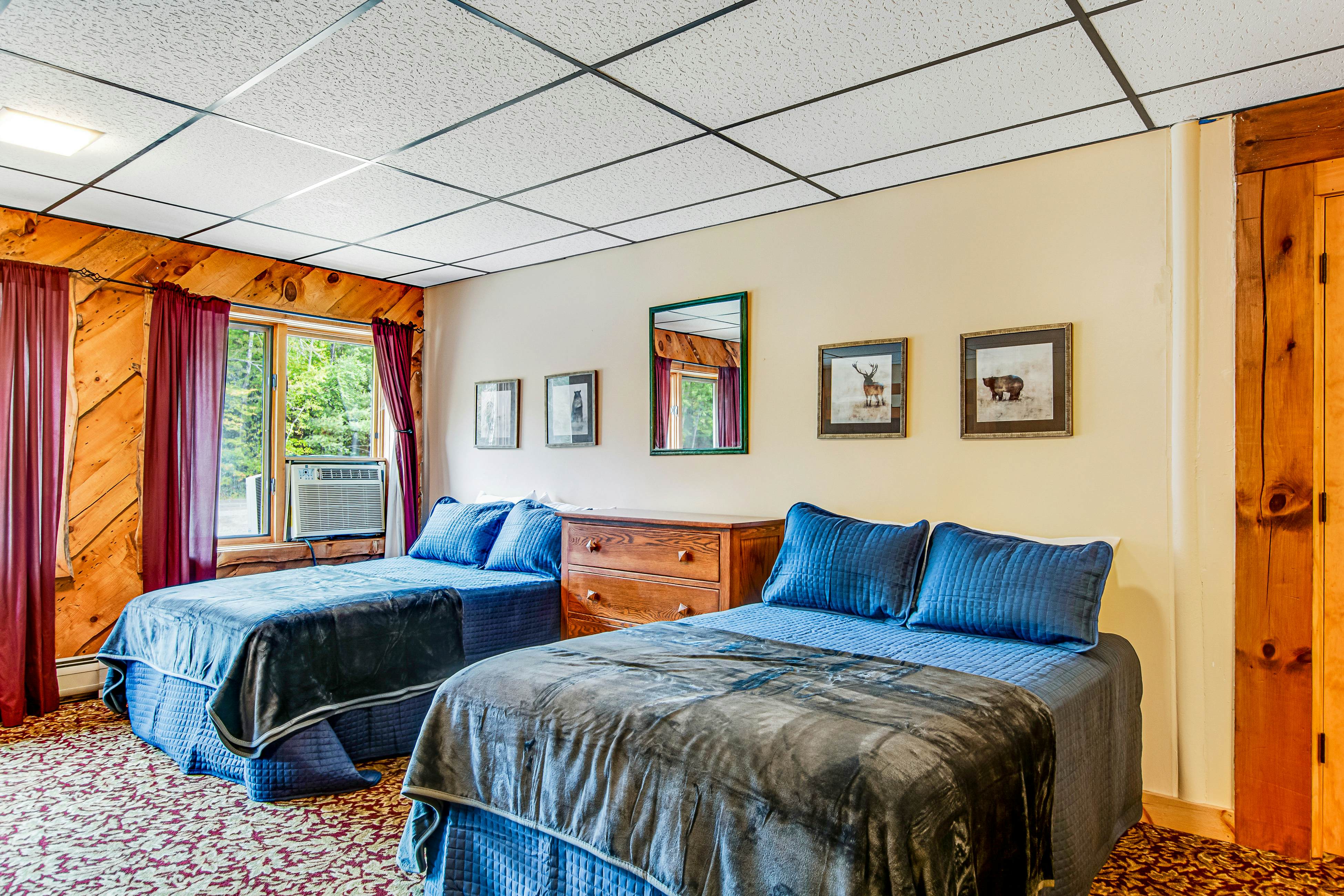 The Bear Lodge 6 BD Winchester, WI Vacation Rental Vacasa