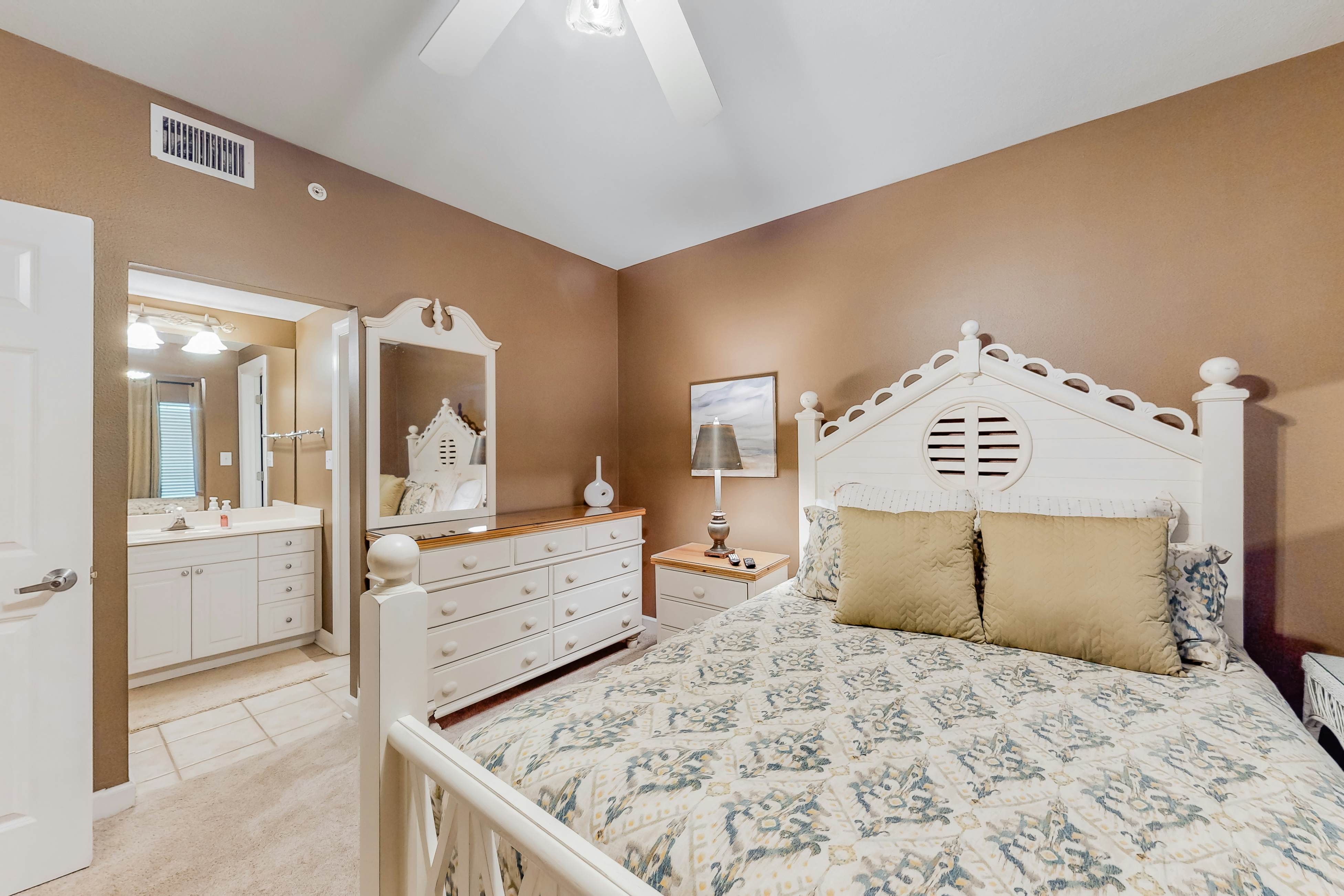 Admirals Quarters 308