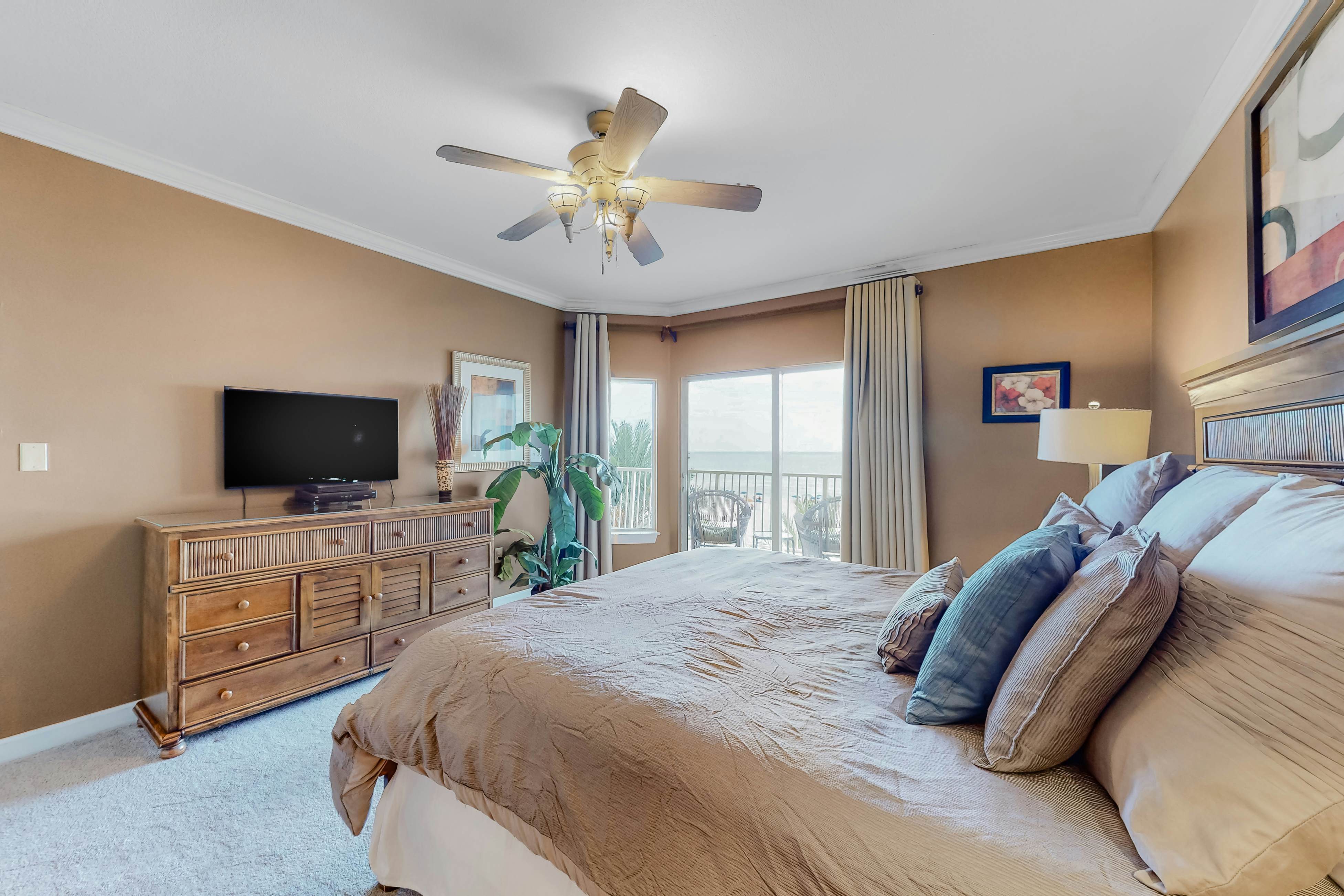 Admirals Quarters 308