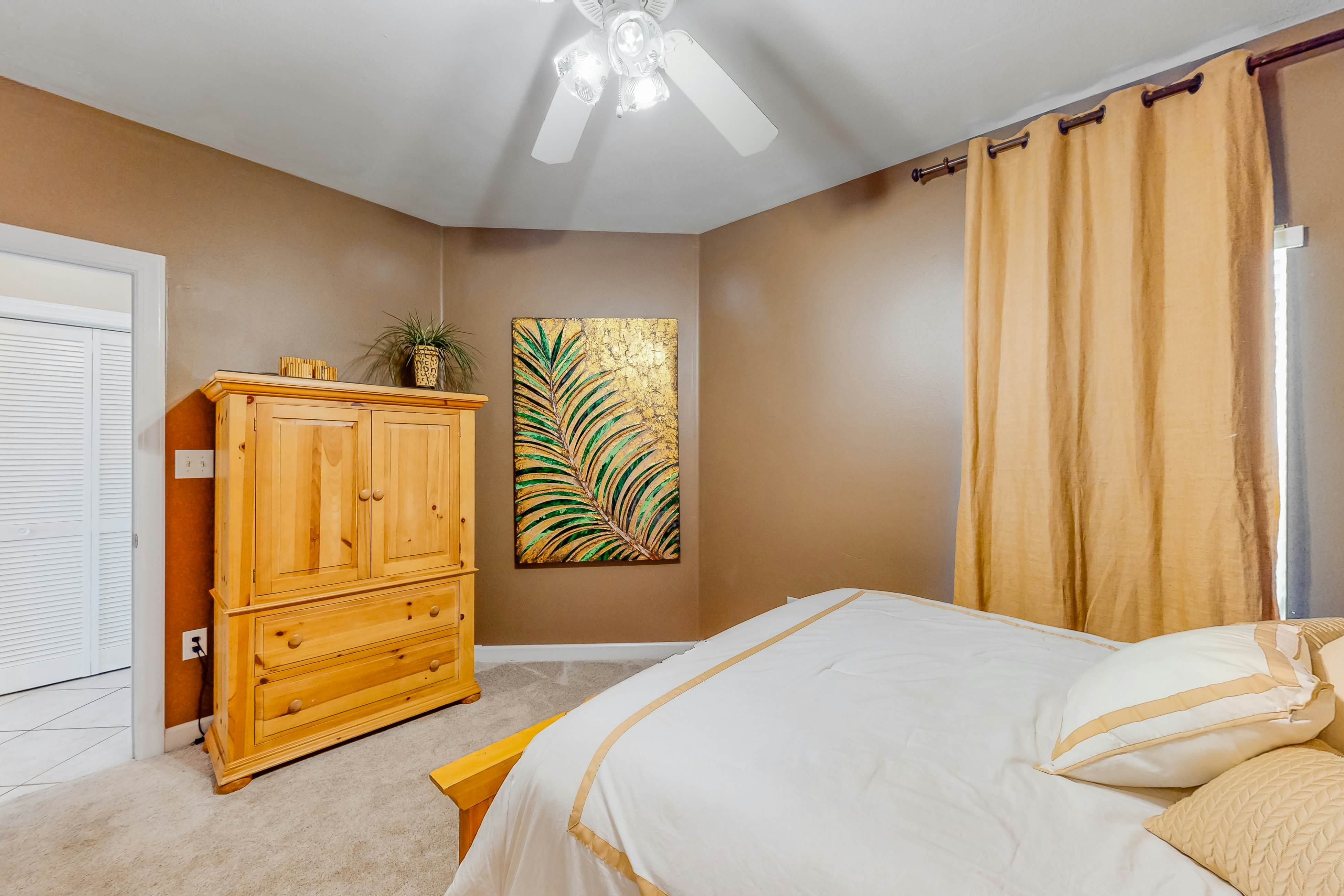 Admirals Quarters 308