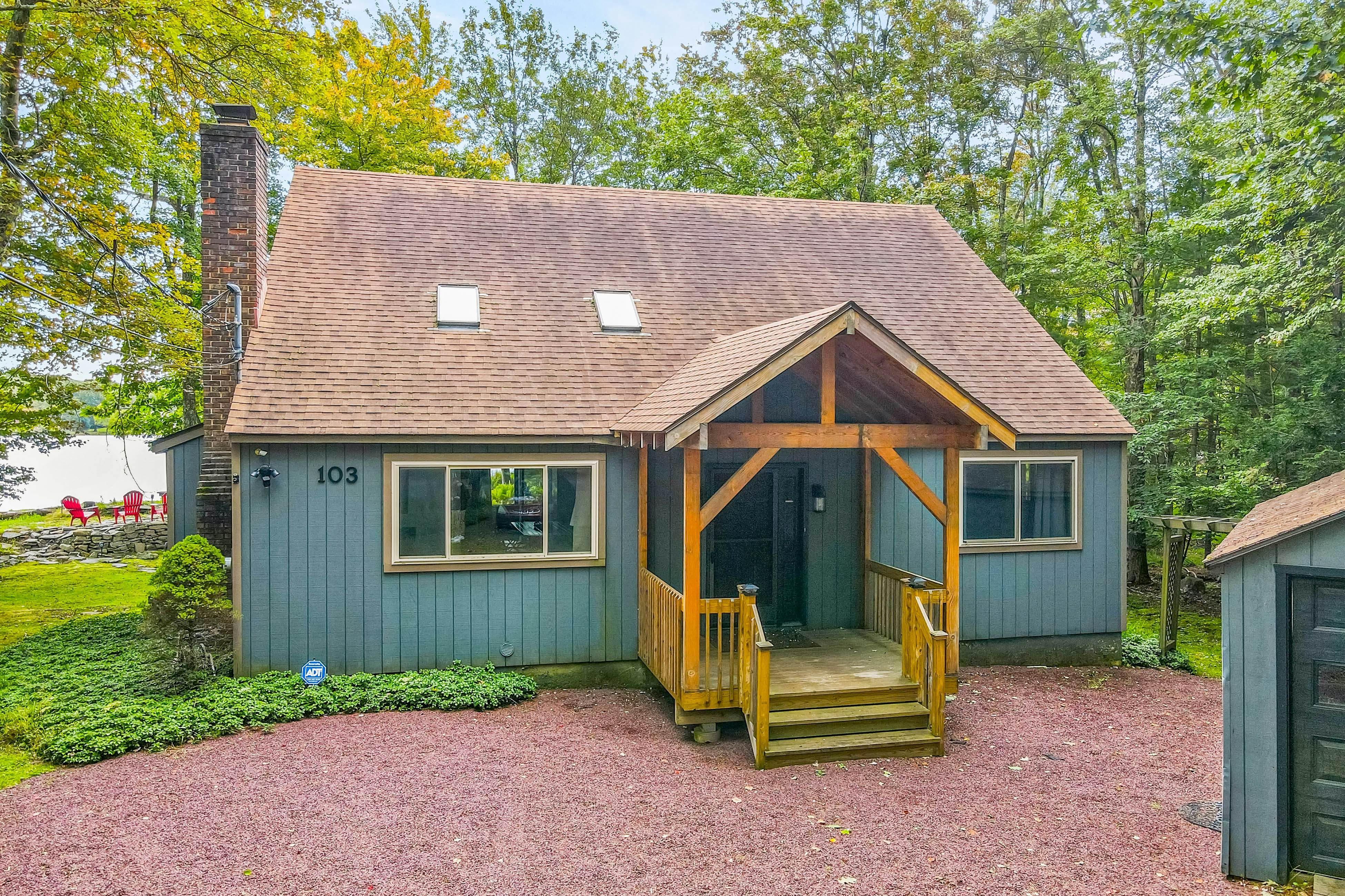 The Waterfront Cabin on Holiday