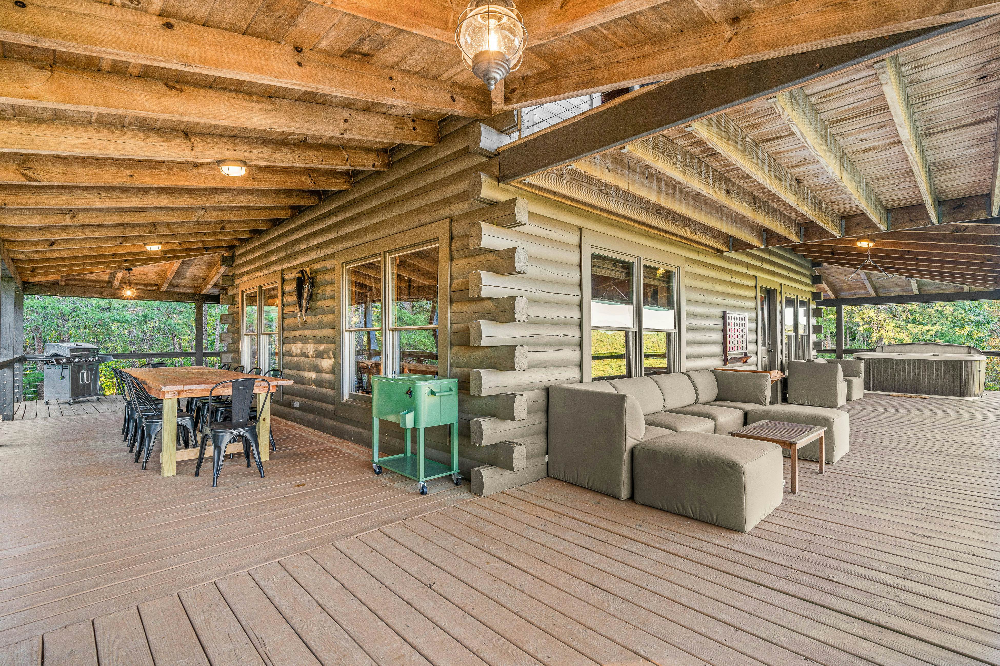 The Overlook at Talking Rock Creek Resort