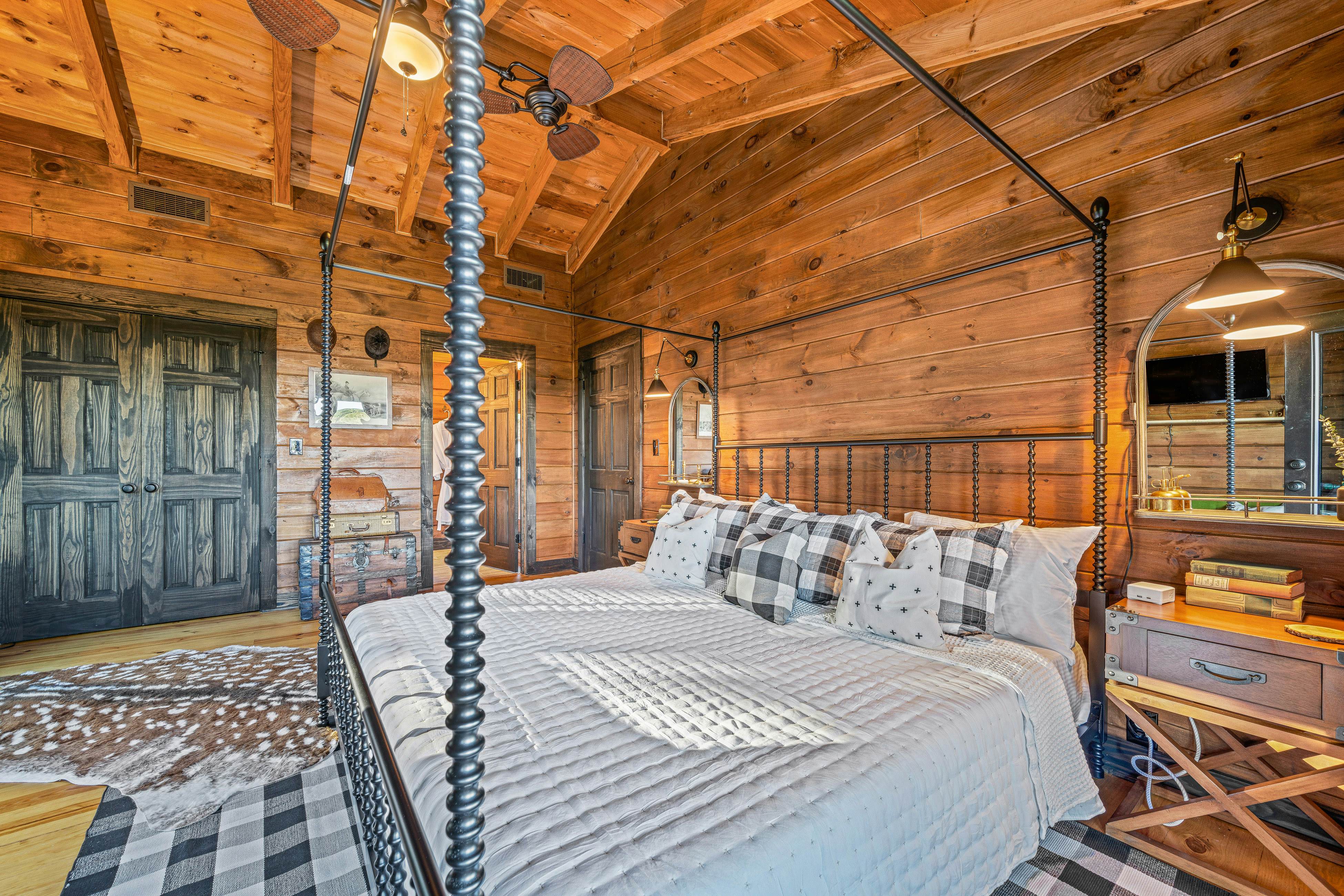 The Overlook at Talking Rock Creek Resort