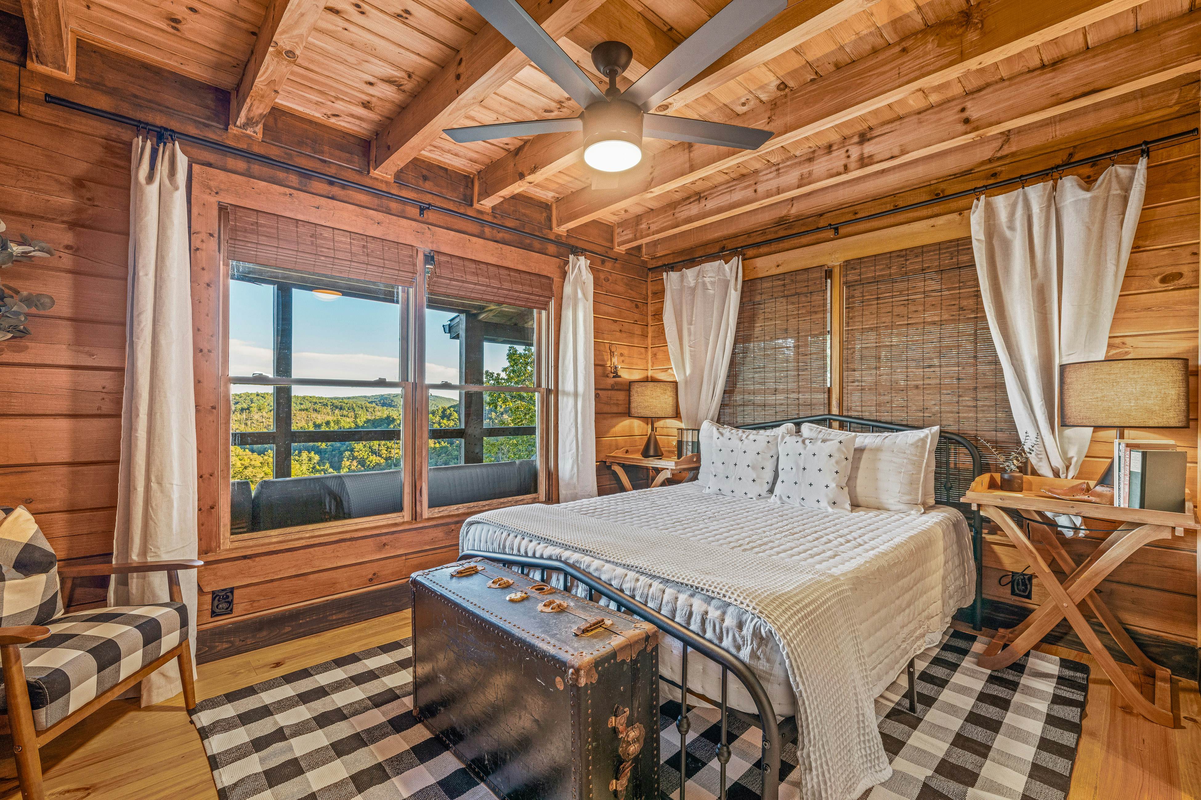 The Overlook at Talking Rock Creek Resort