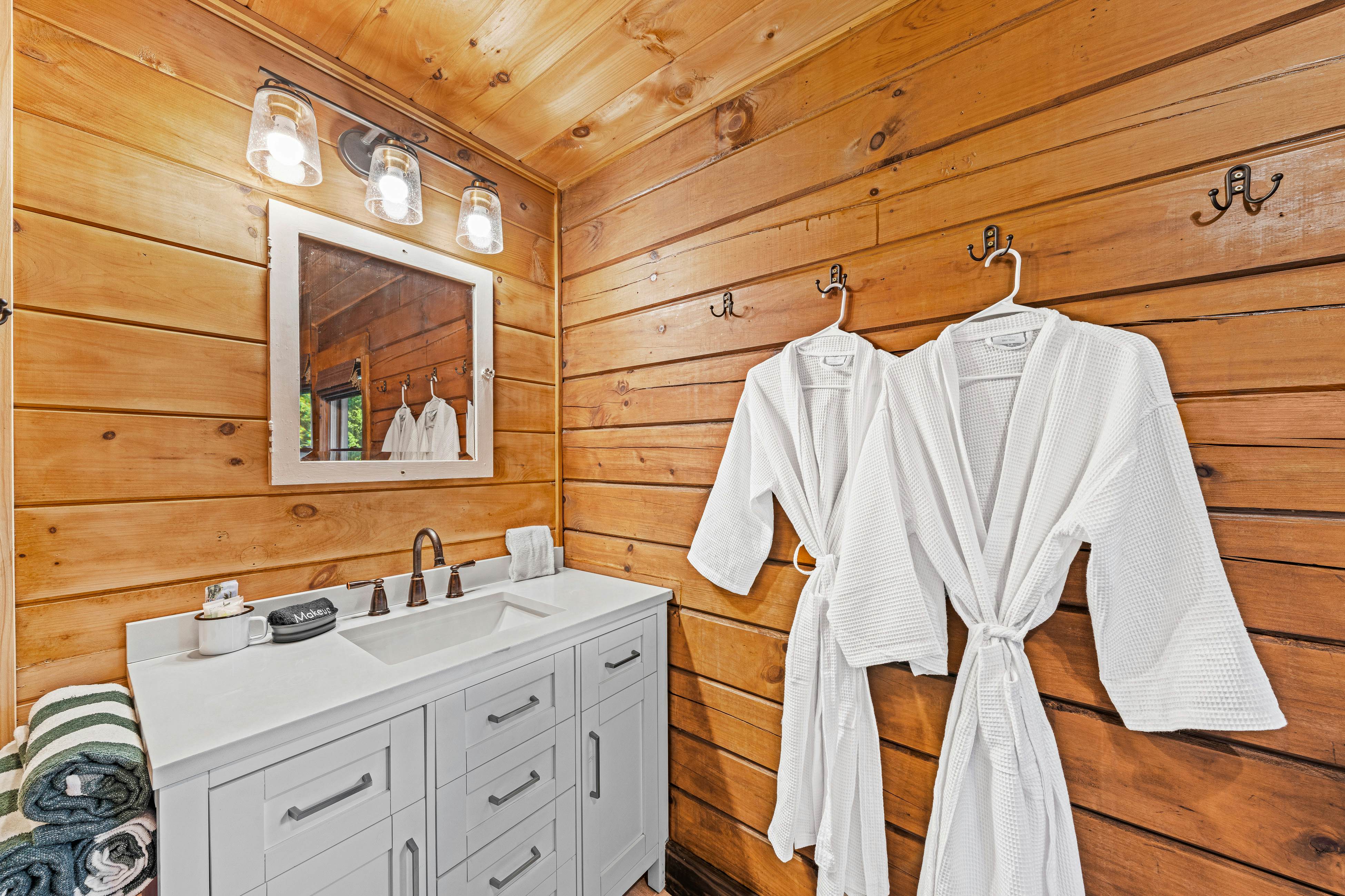 The Overlook at Talking Rock Creek Resort