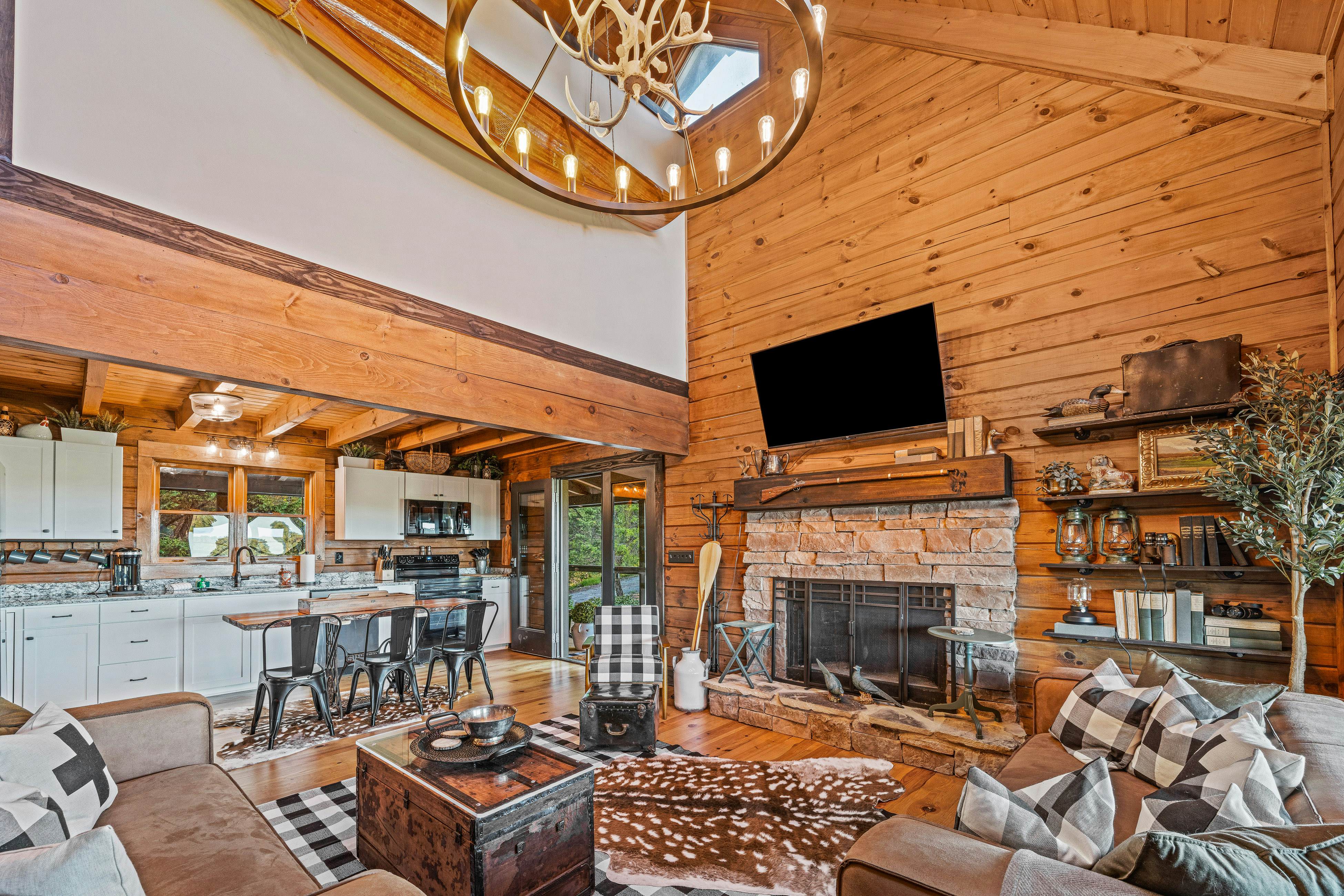 The Overlook at Talking Rock Creek Resort