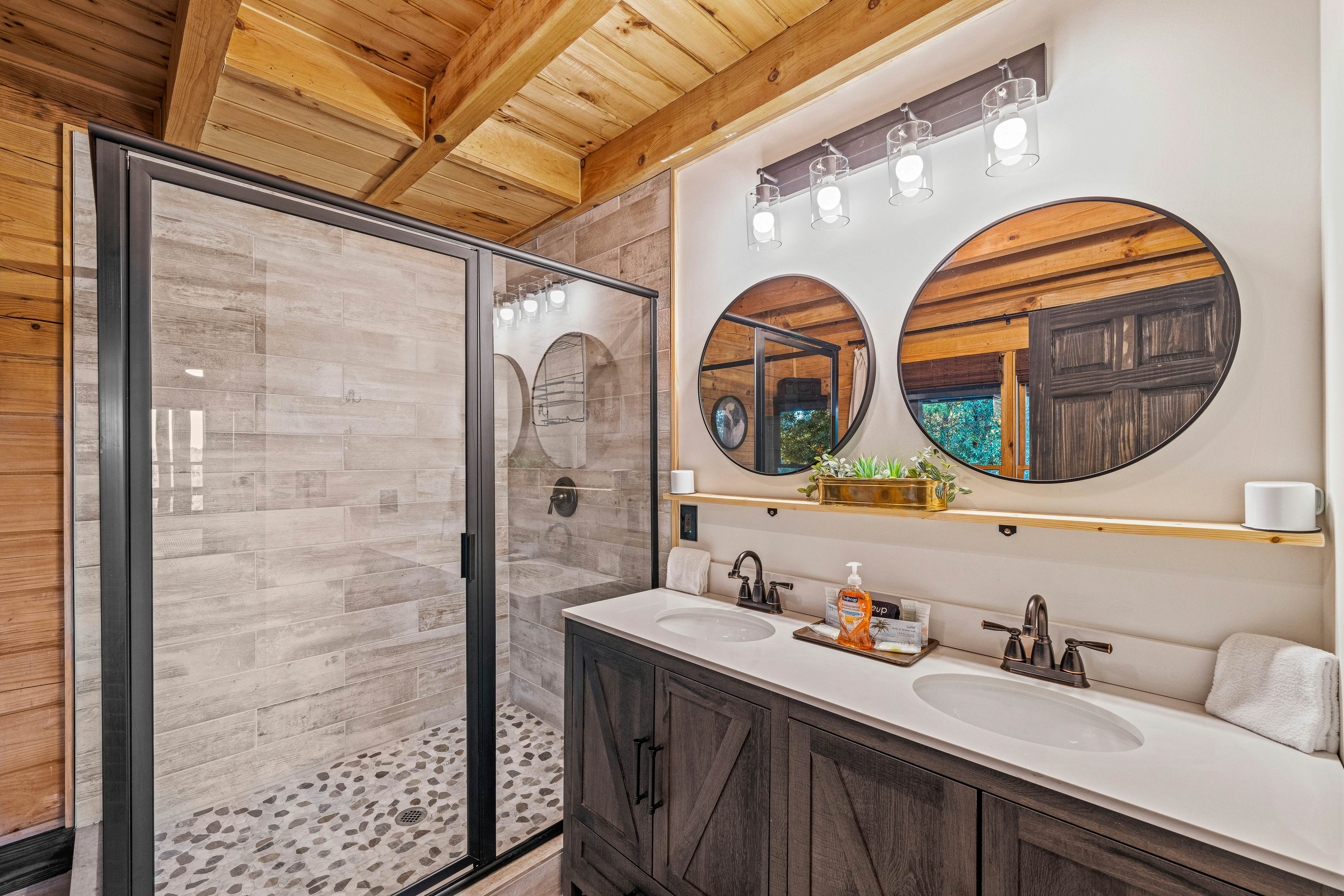 The Overlook at Talking Rock Creek Resort