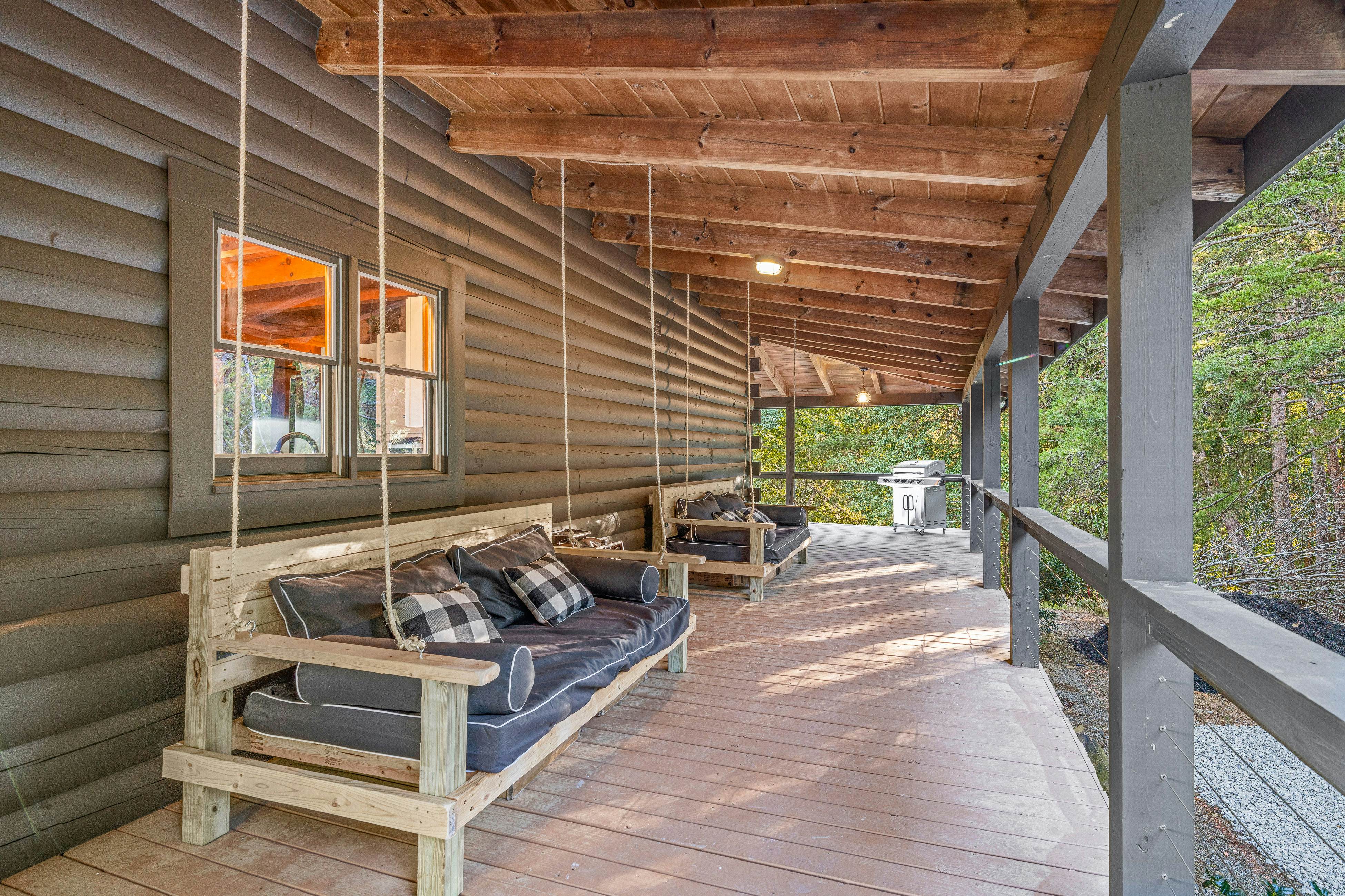 The Overlook at Talking Rock Creek Resort