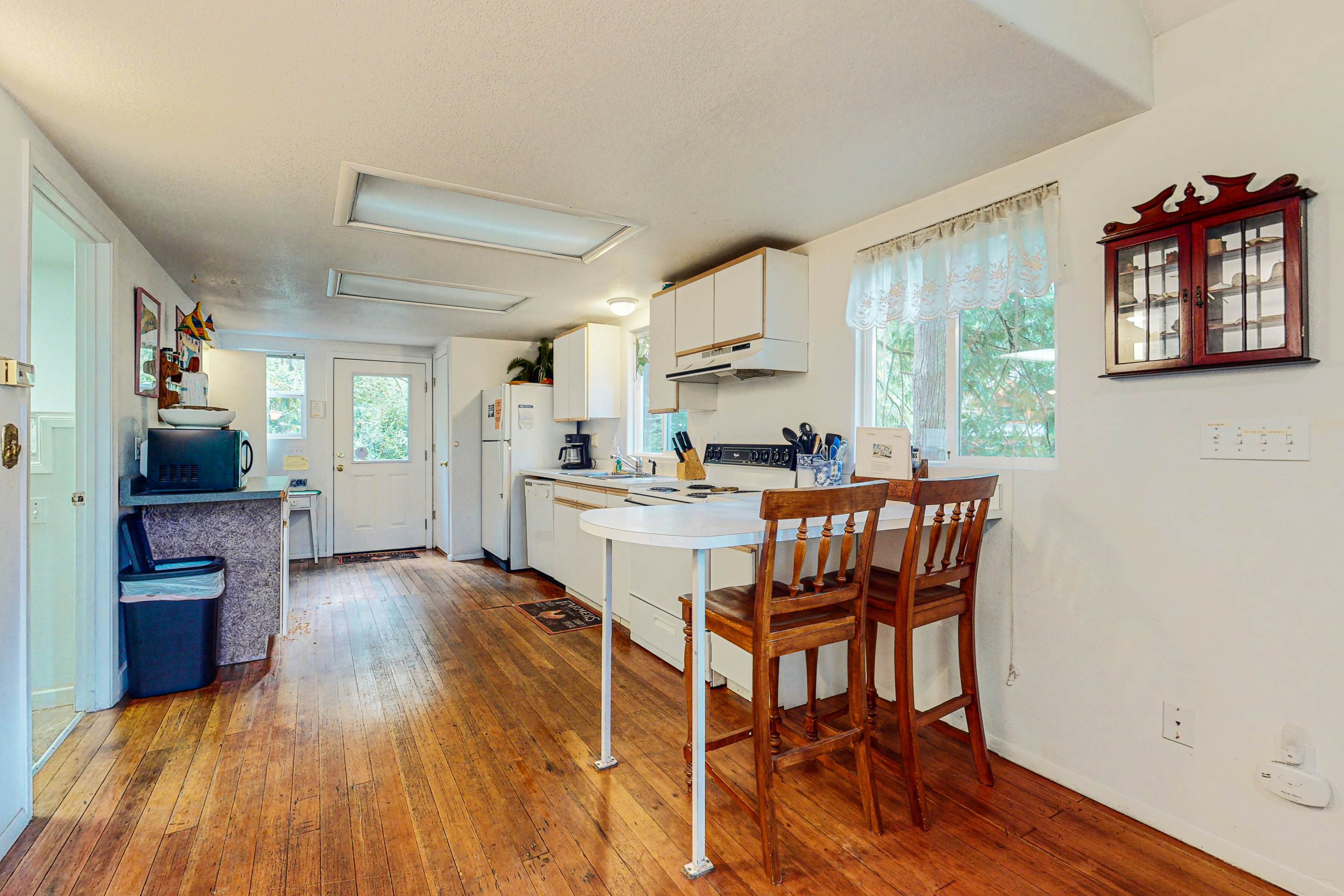 Marcia's Mercer Lake Chateau