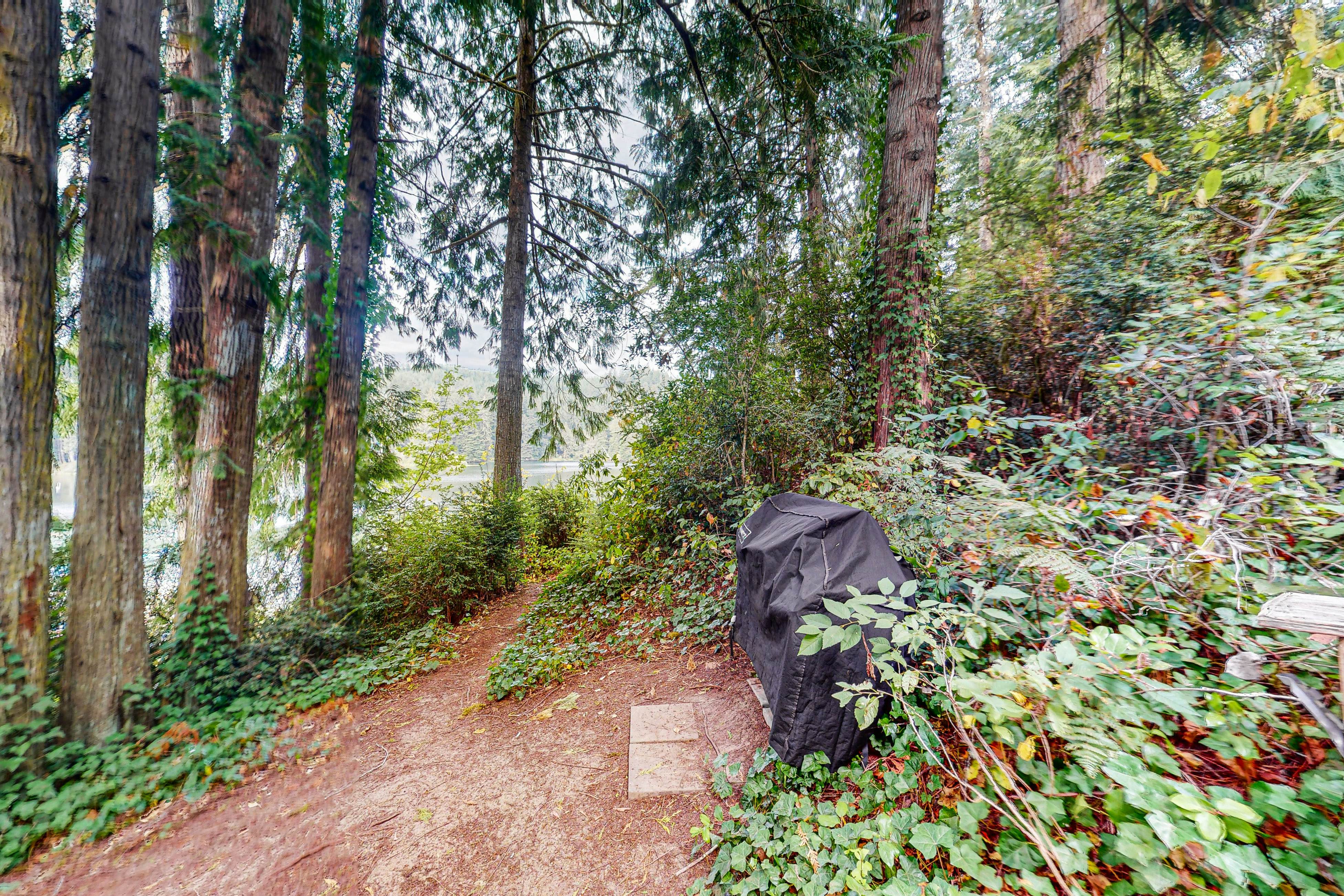 Marcia's Mercer Lake Chateau