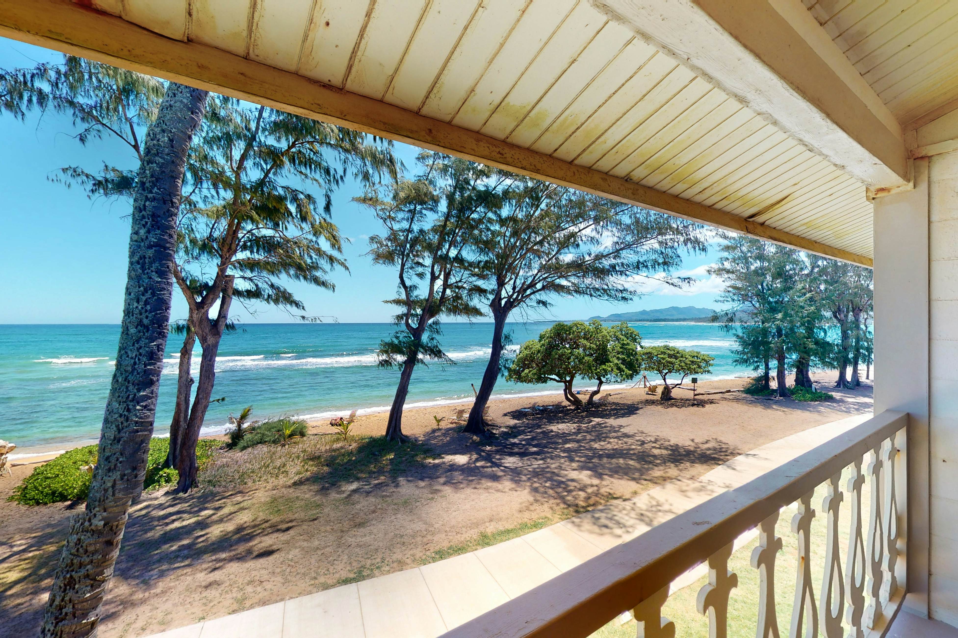 Islander on the Beach 353