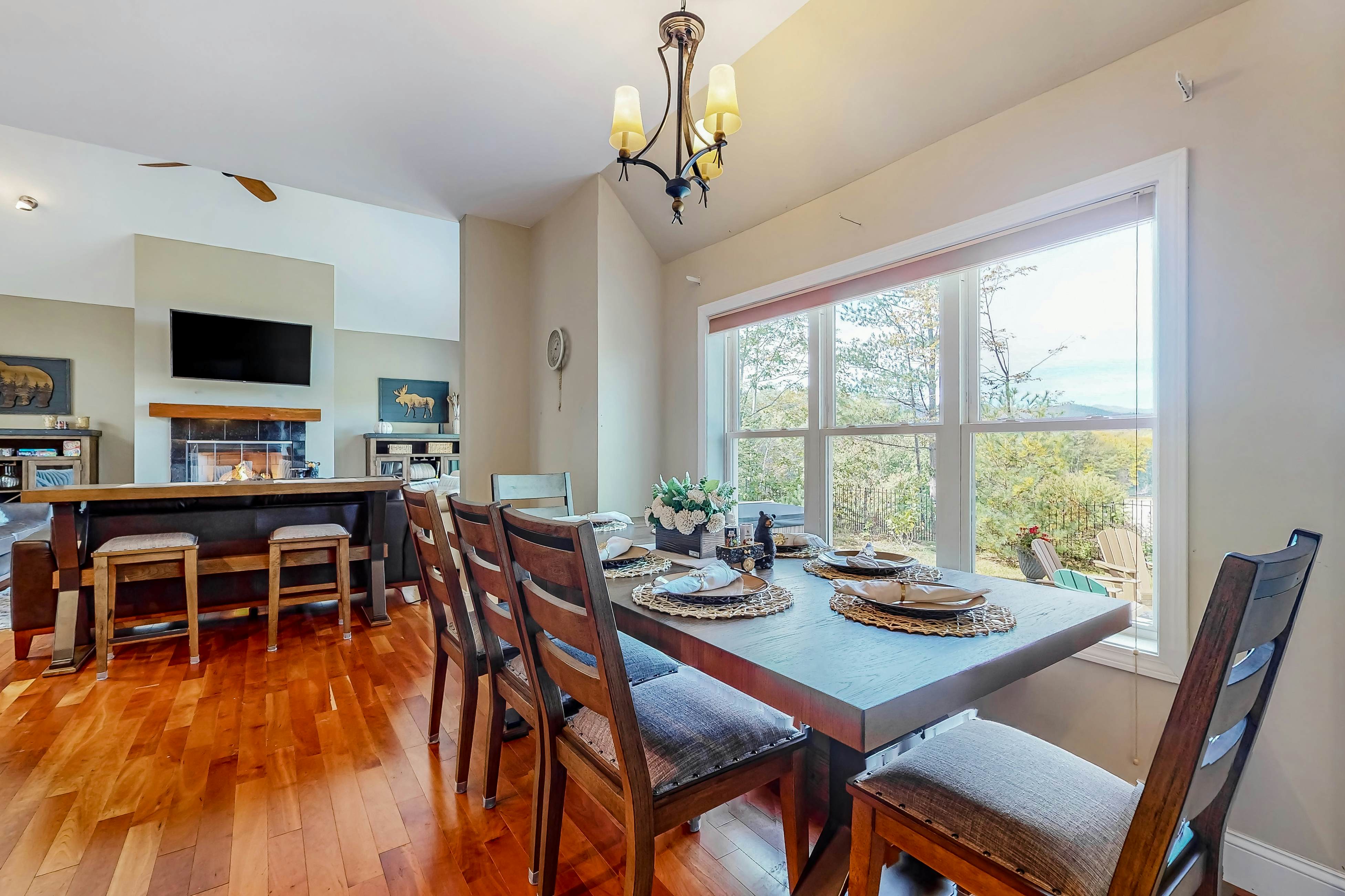 Breathtaking Mountain & River Views