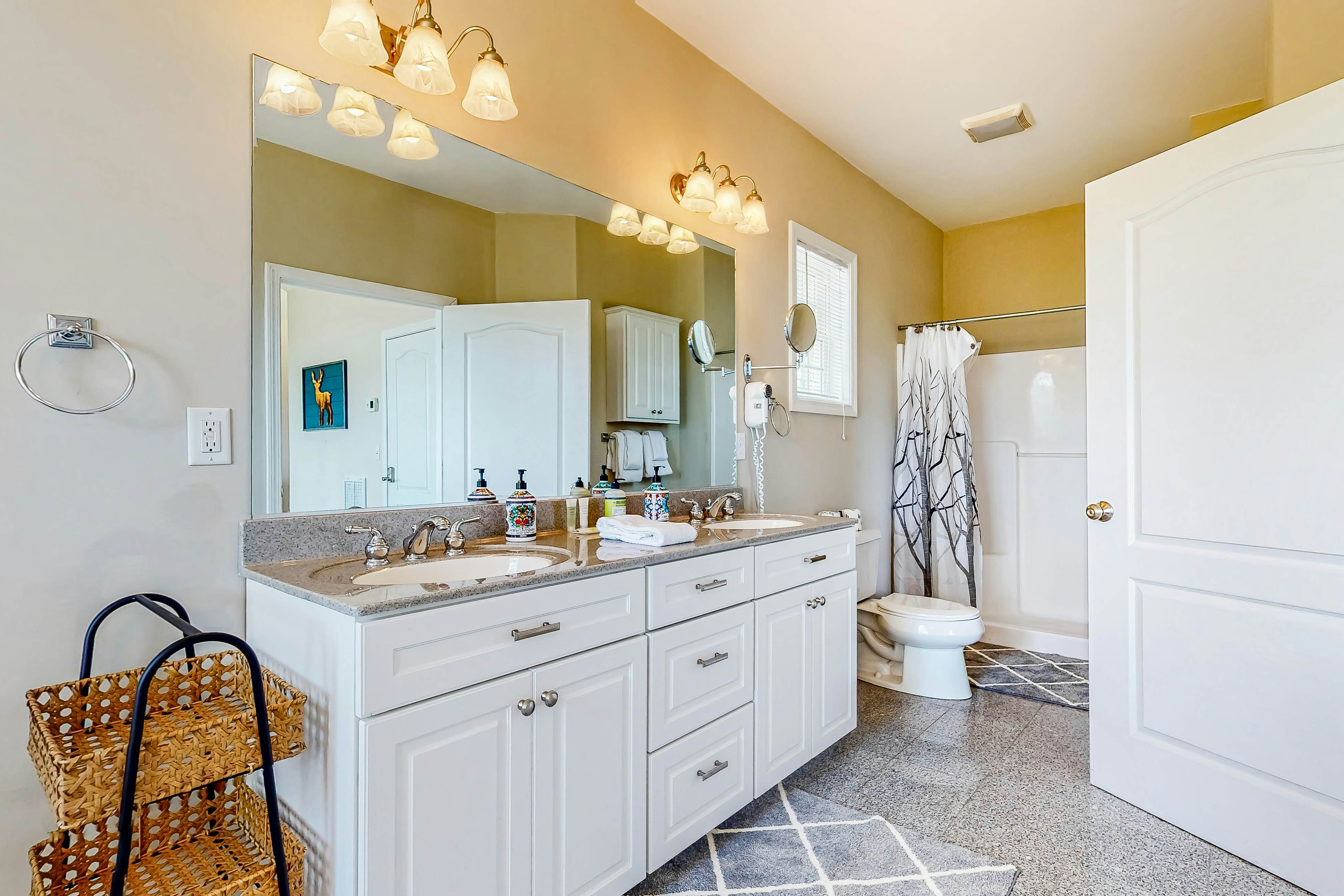 Breathtaking Mountain & River Views