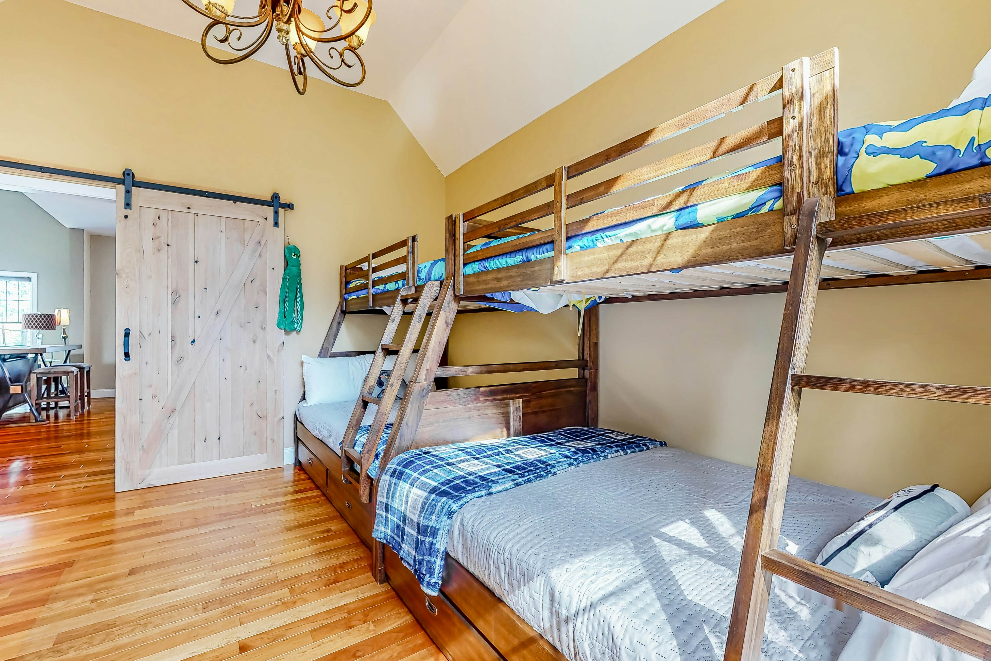 Breathtaking Mountain & River Views