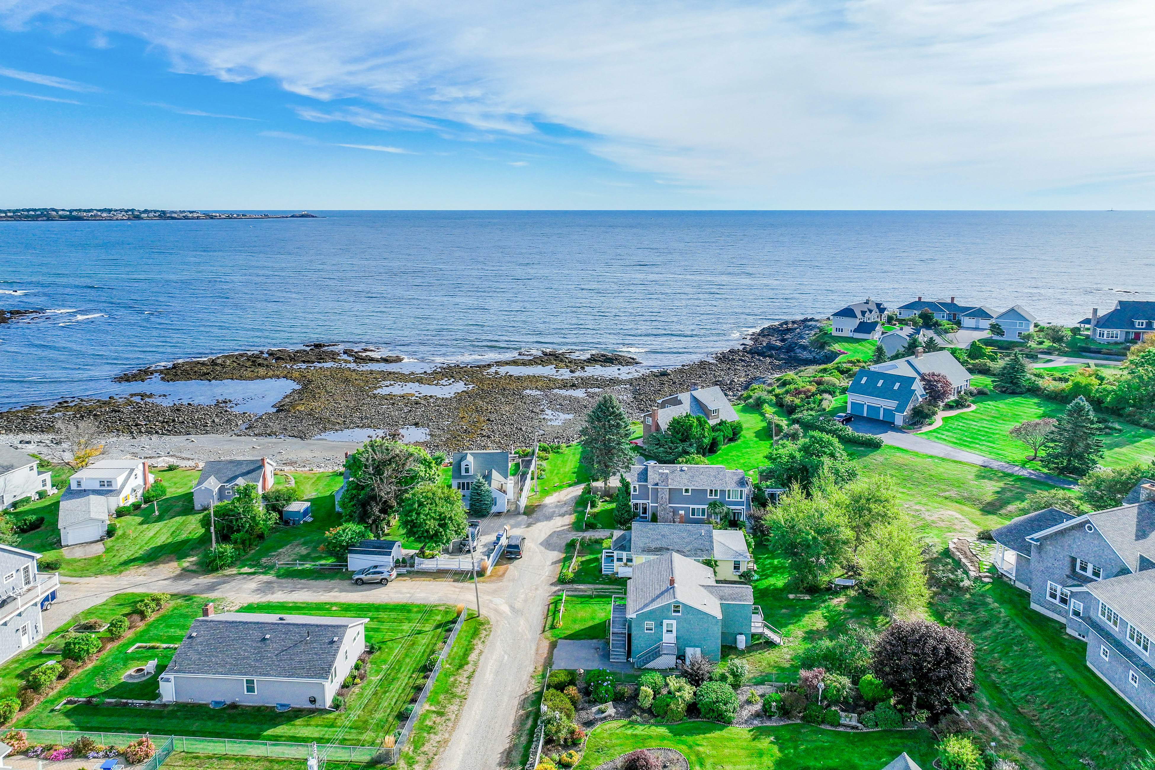 Lobster Cove Cottage 2 BD York, ME Vacation Rental Vacasa