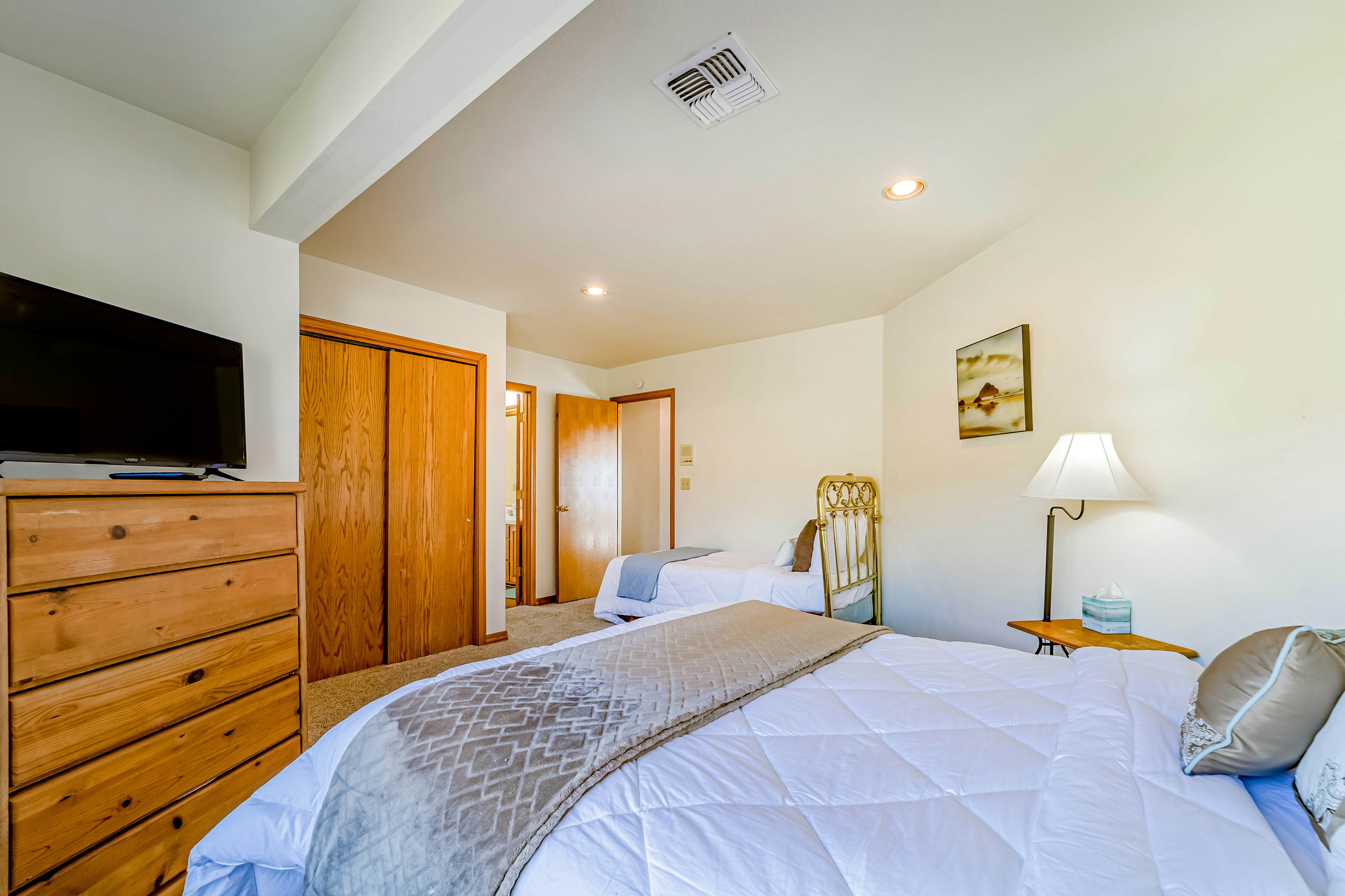 Brookings Oceanfront Estate