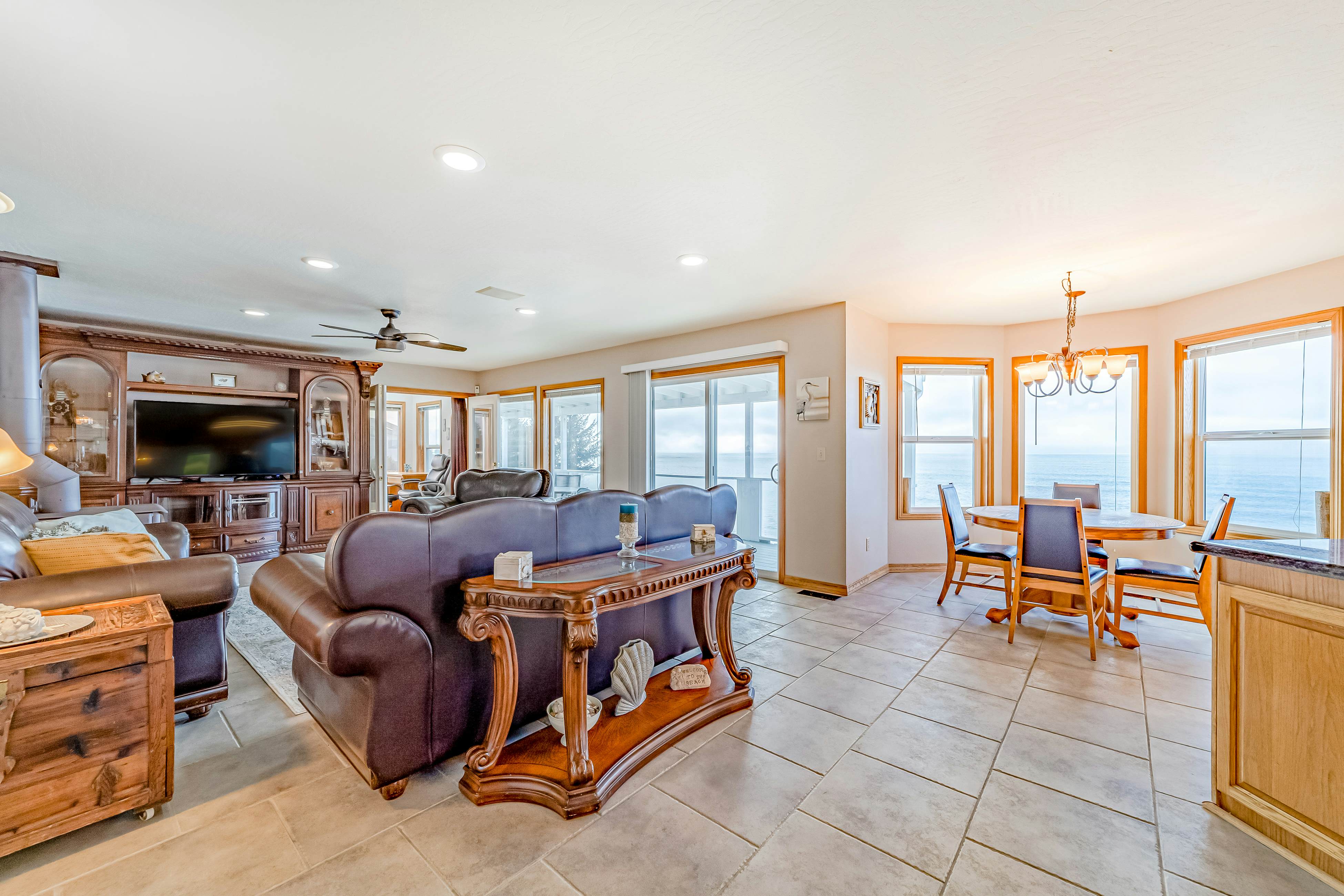 Brookings Oceanfront Estate