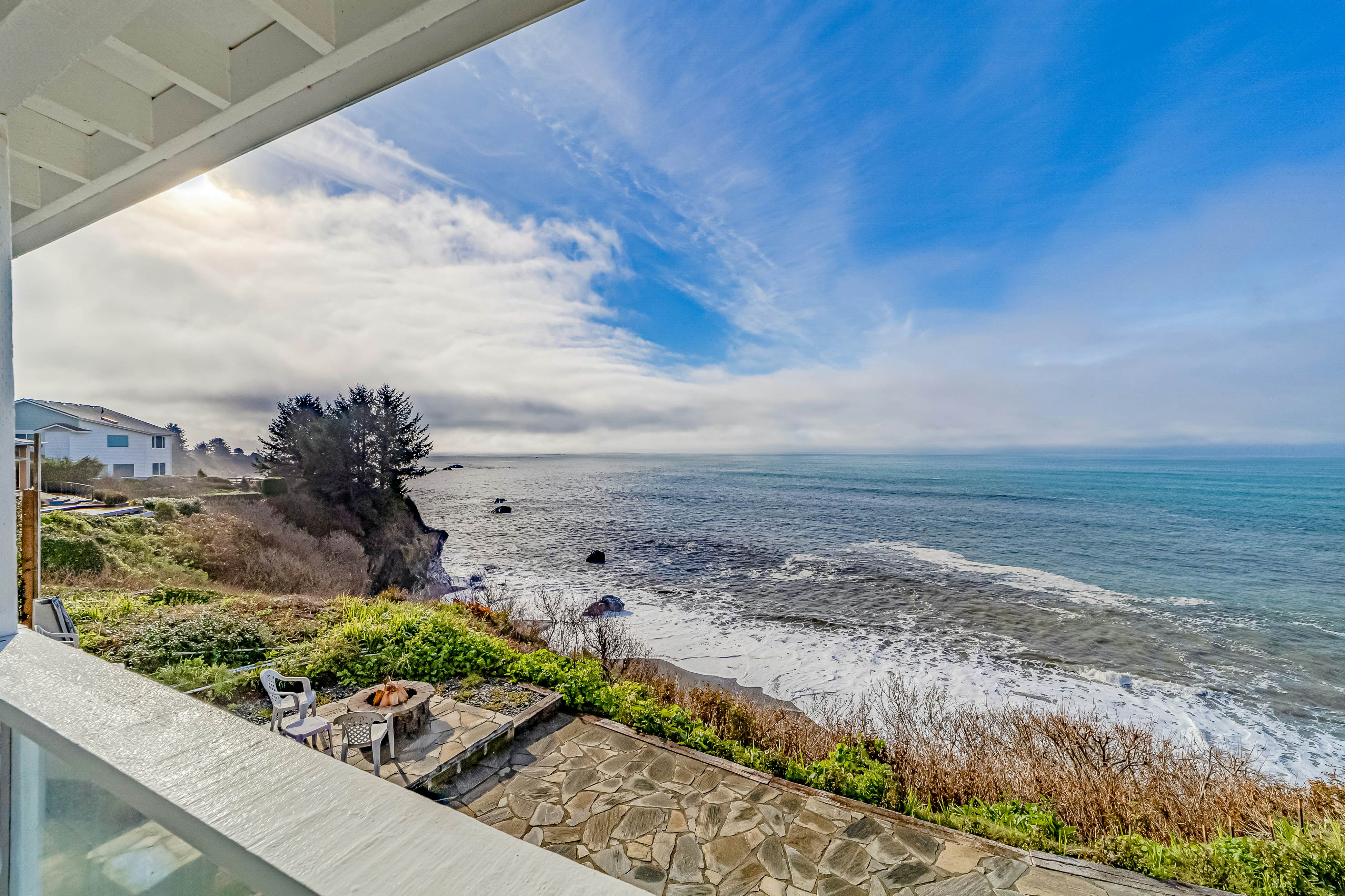 Brookings Oceanfront Estate
