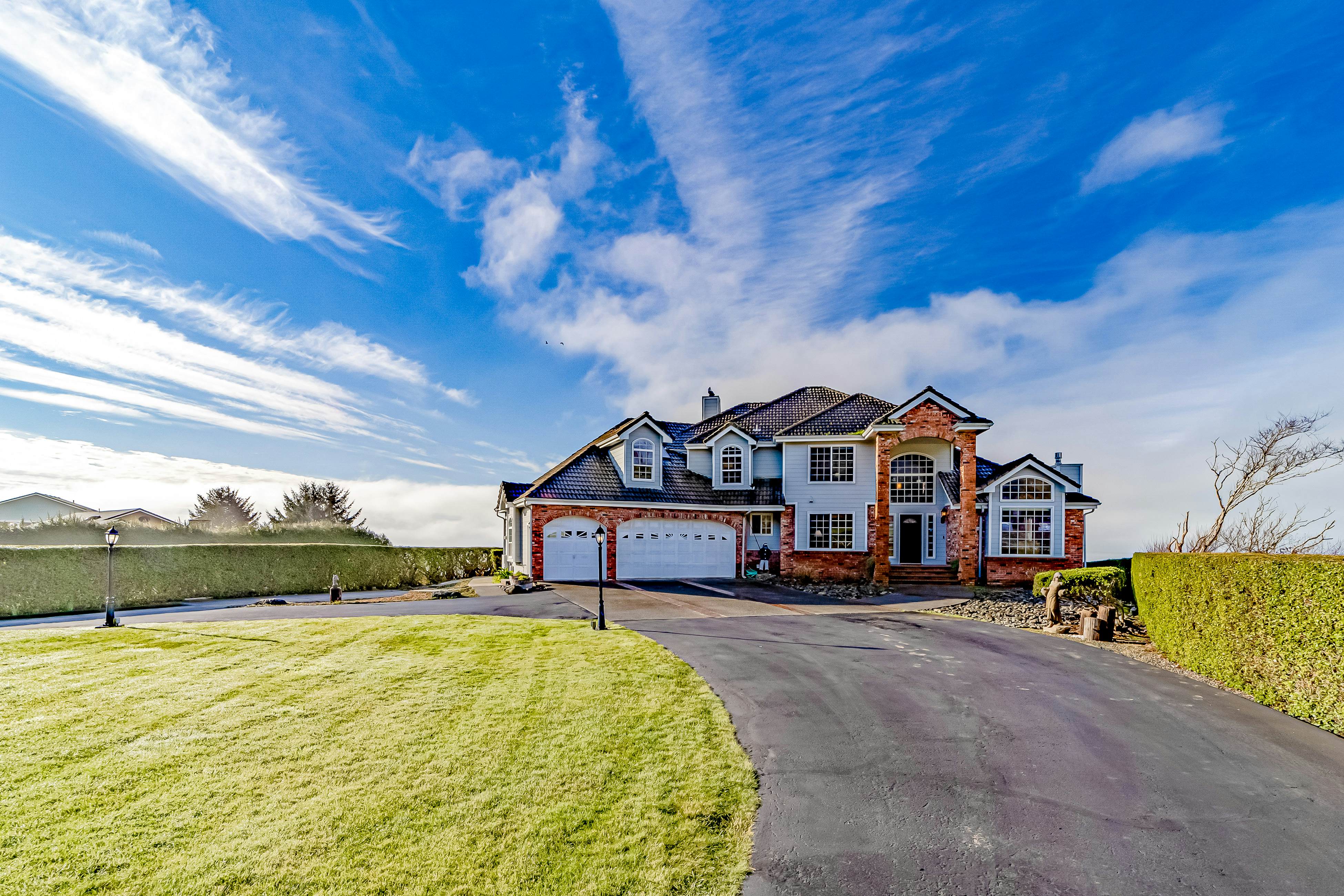 Brookings Oceanfront Estate