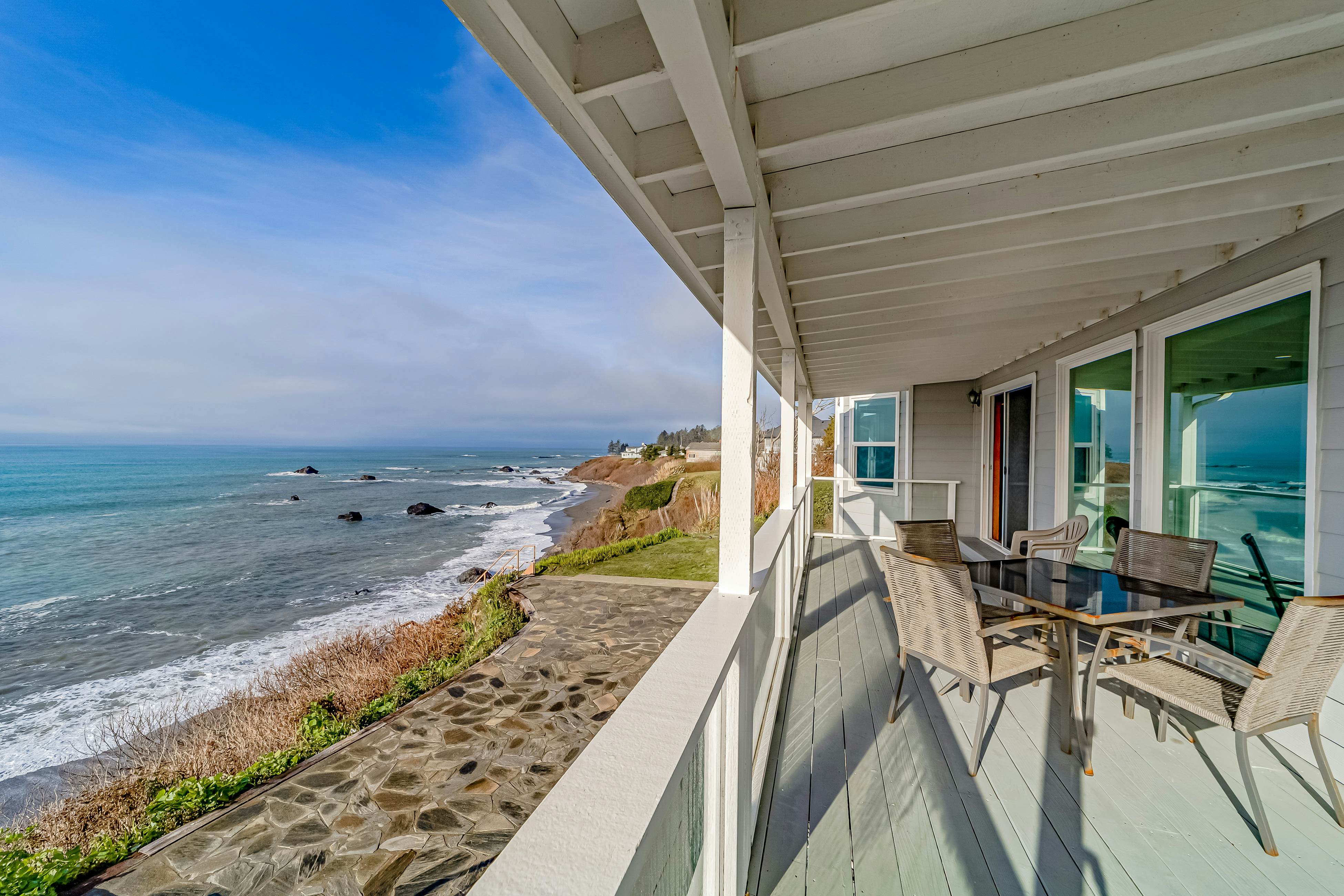 Brookings Oceanfront Estate