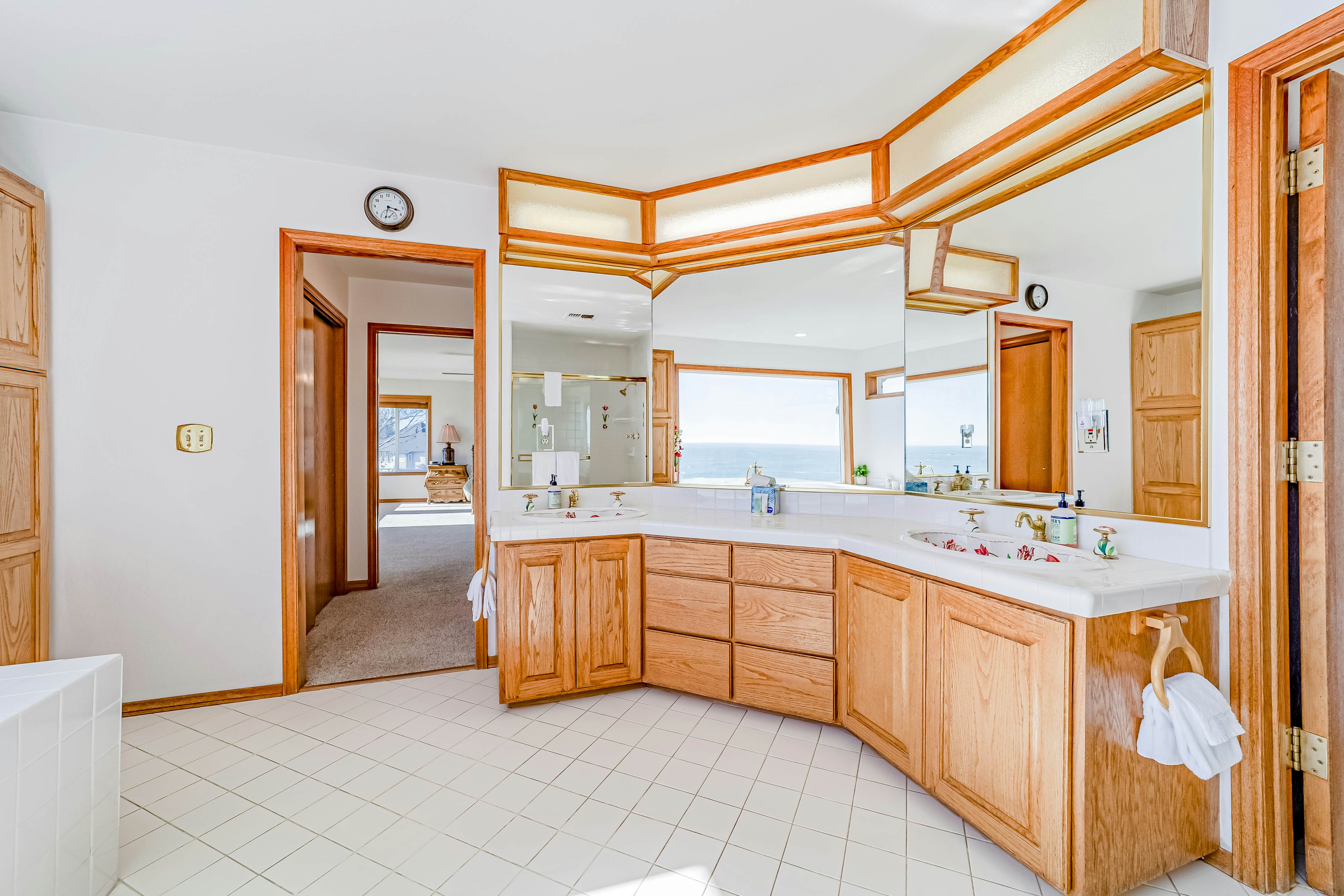 Brookings Oceanfront Estate