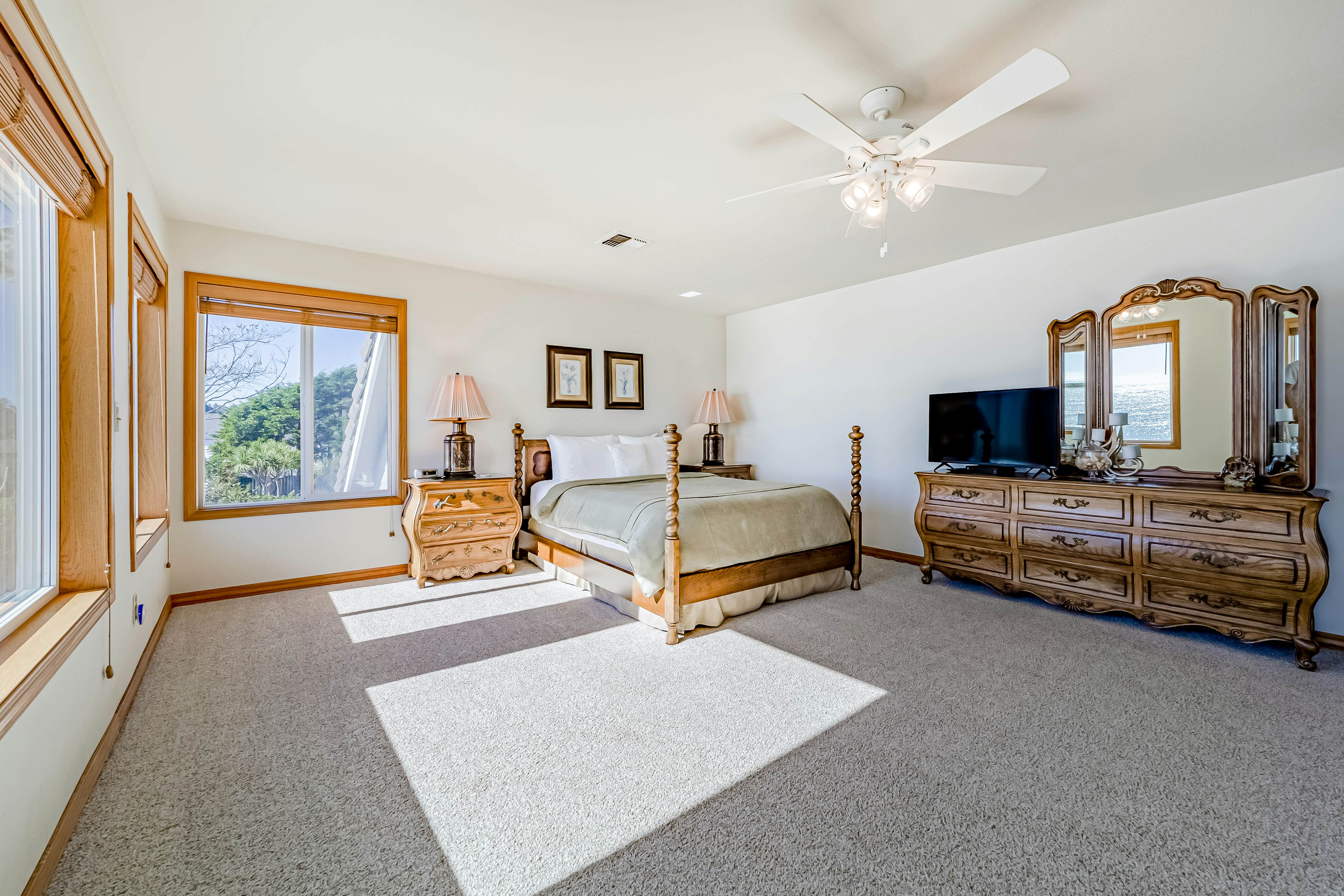 Brookings Oceanfront Estate