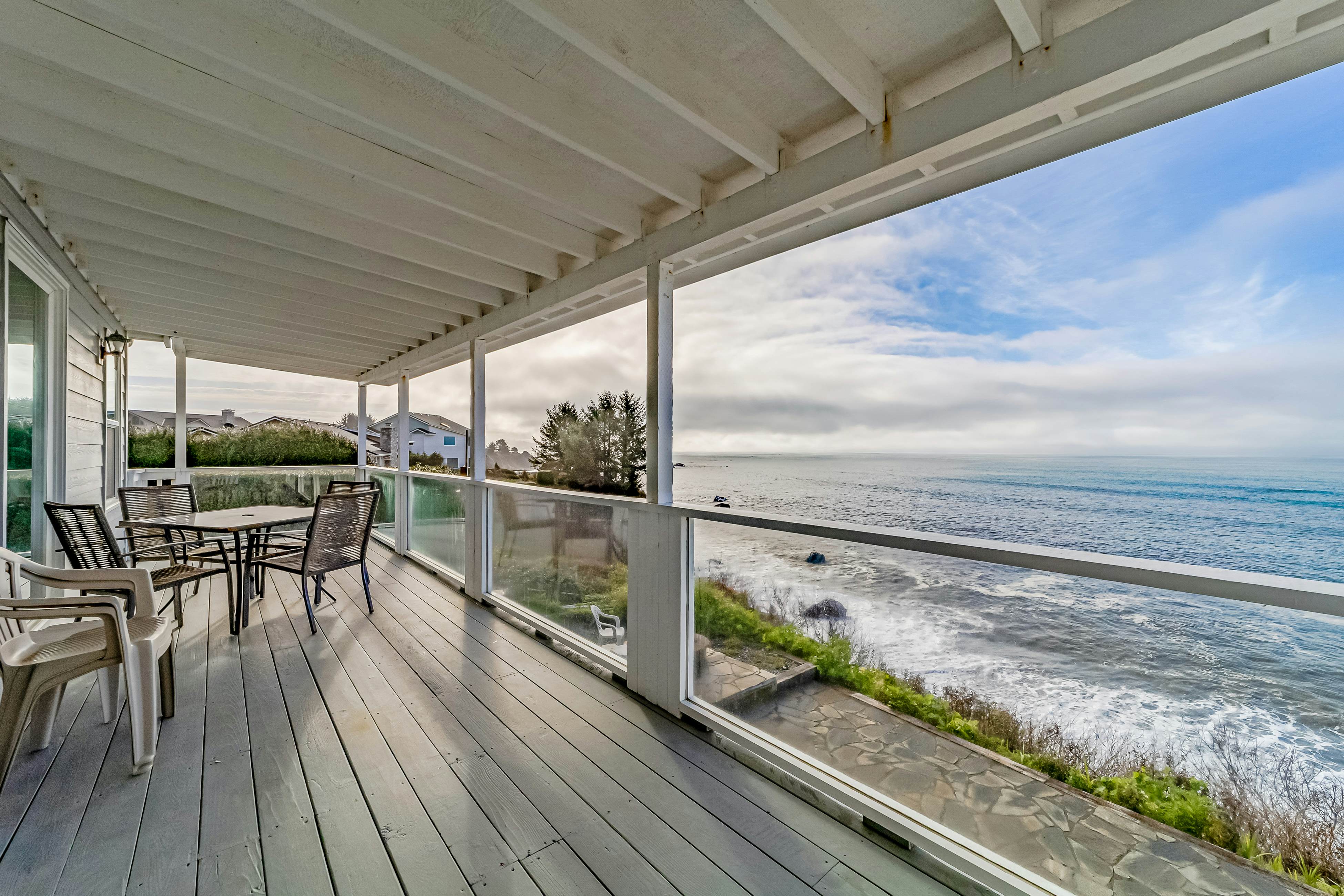 Brookings Oceanfront Estate