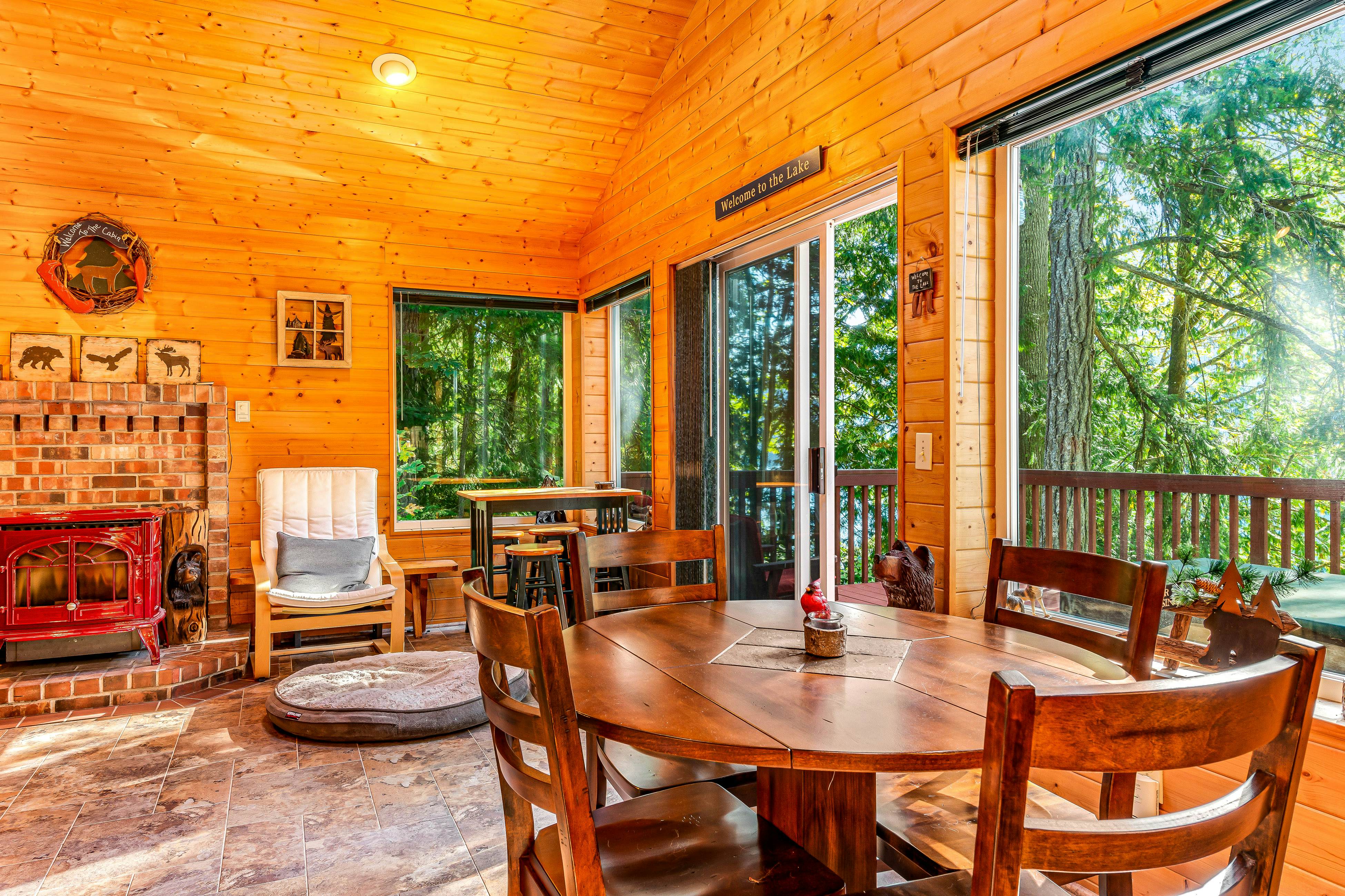 Eagle's Nest on Lake Sutherland 1 BD Port Angeles, WA Vacation Rental