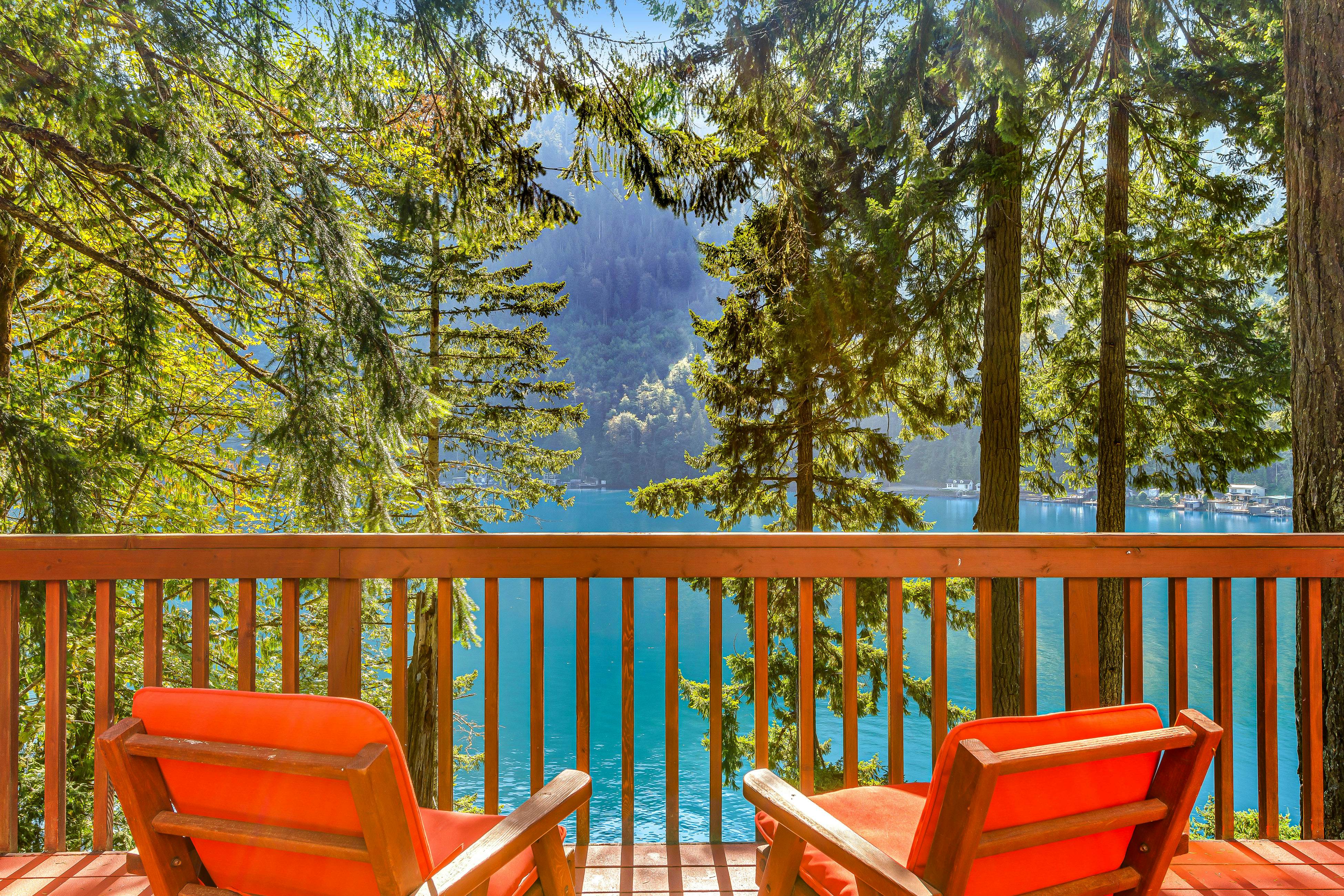 Eagle's Nest on Lake Sutherland