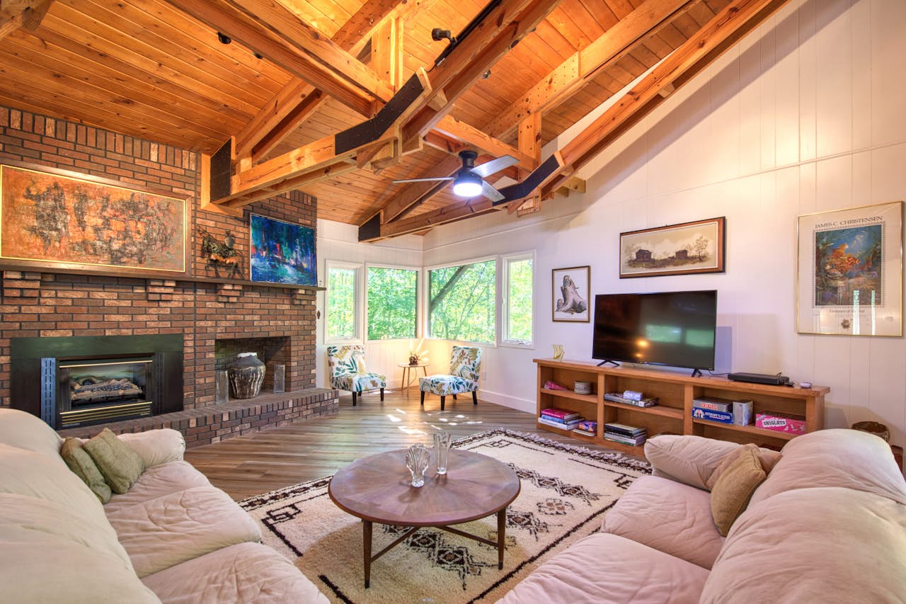 Red Fox Lair 2 BD Franklin, NC Vacation Rental Vacasa