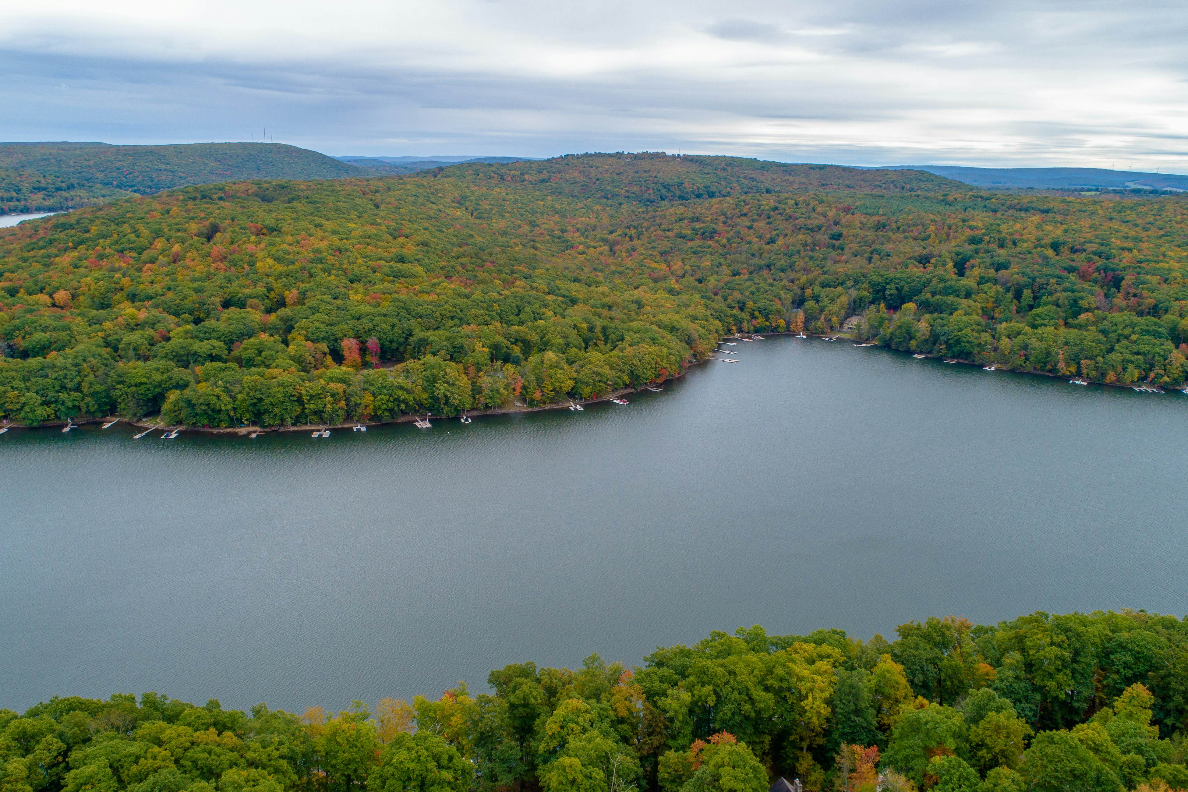 Spacious Panoramic Deep Creek Lodge