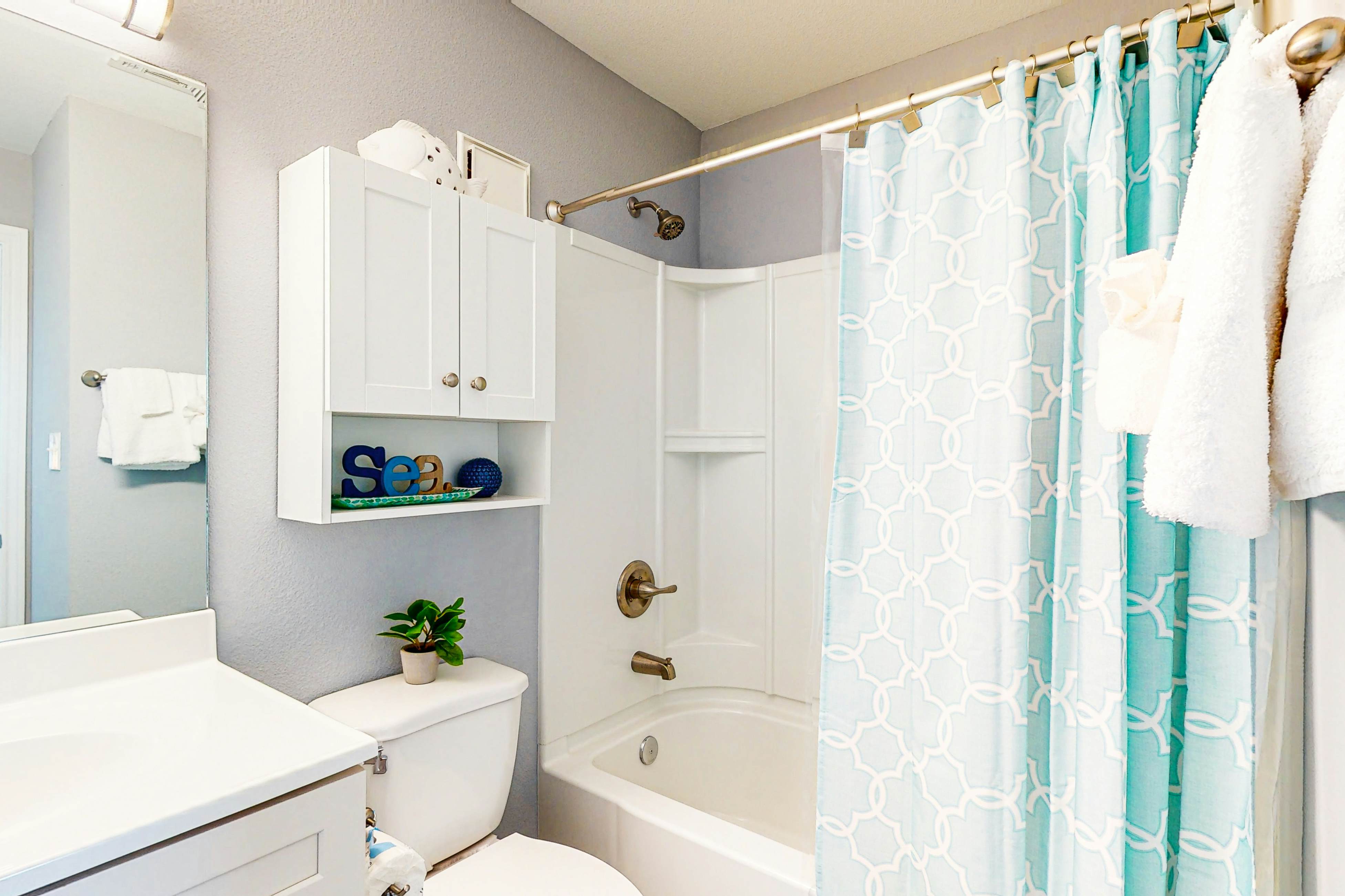 Plantation East #4504