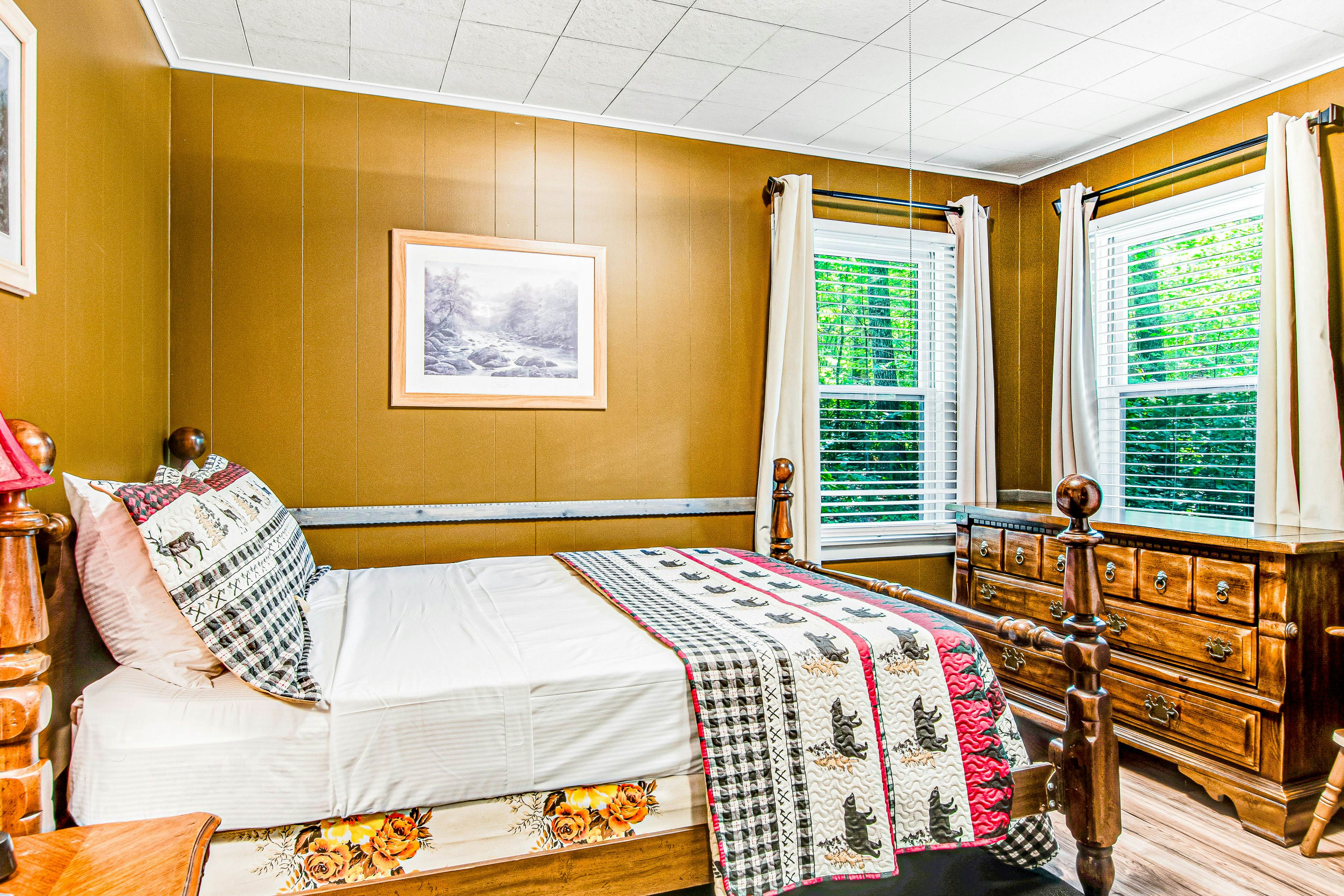 The Rustic Buffalo 2 BD Woodruff, WI Vacation Rental Vacasa