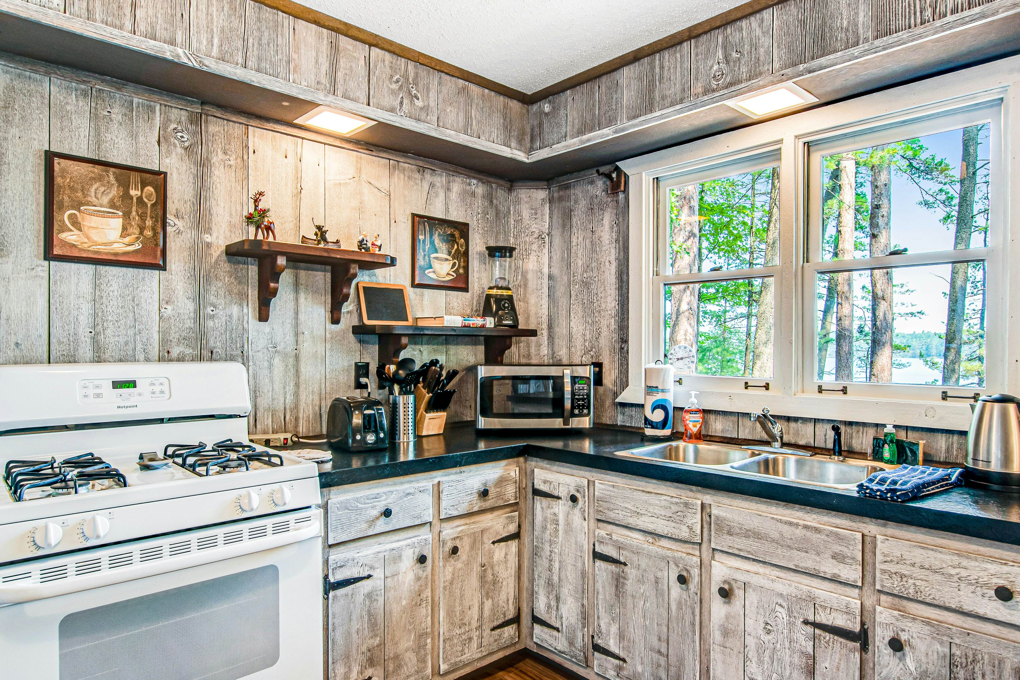 The Rustic Buffalo 2 BD Woodruff, WI Vacation Rental Vacasa