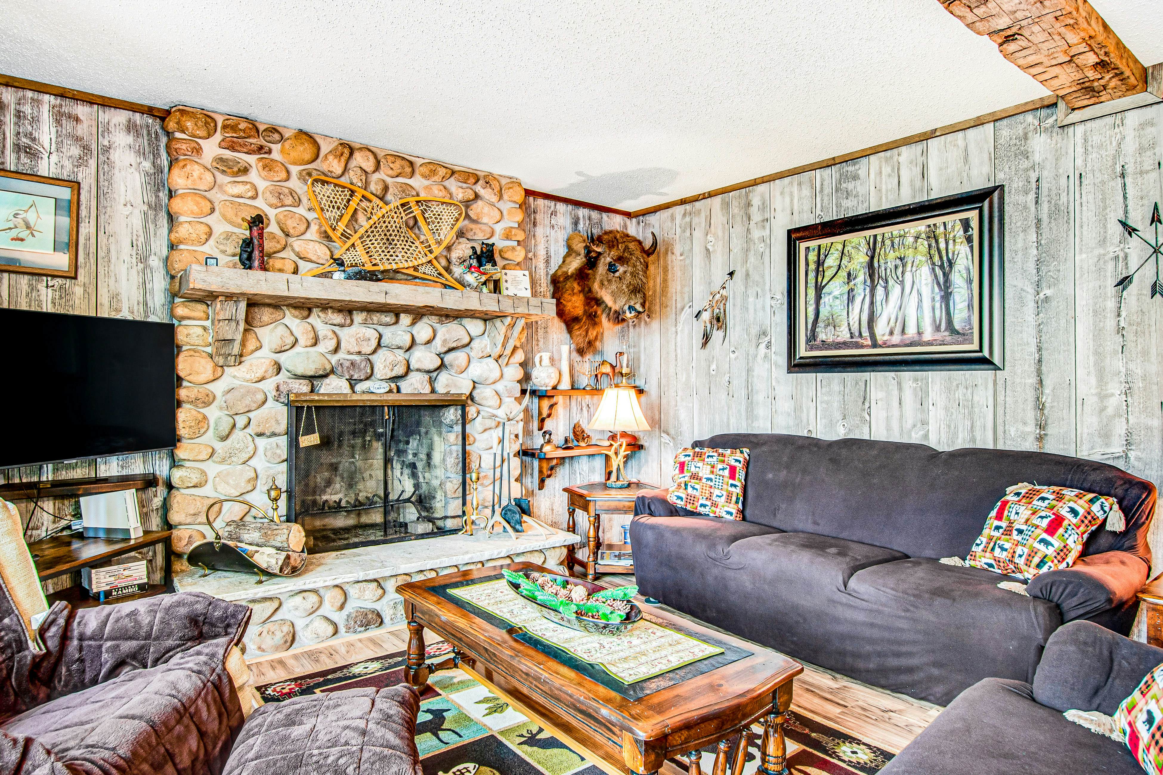 The Rustic Buffalo 2 BD Woodruff, WI Vacation Rental Vacasa