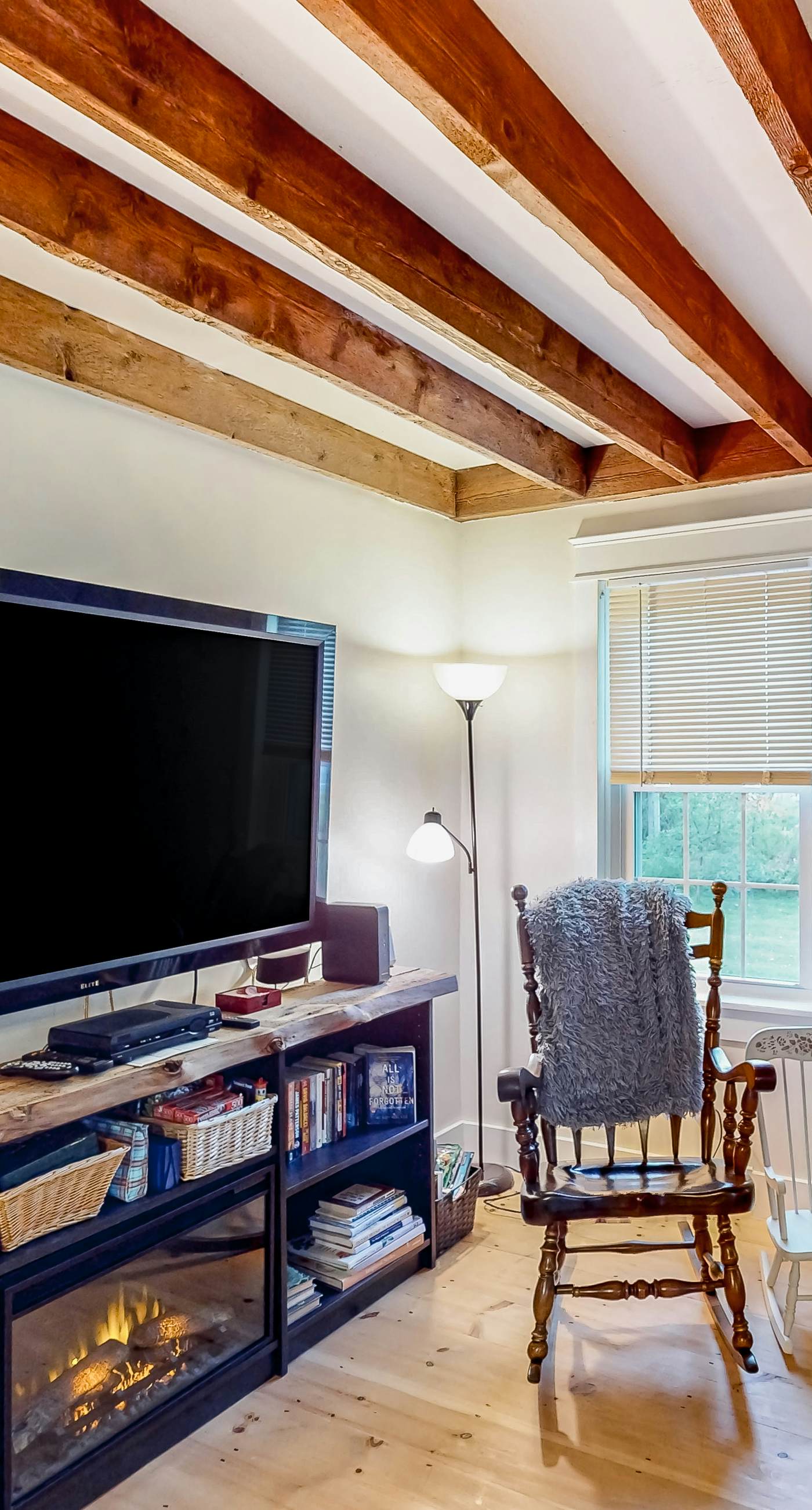 Cozy Modern Farmhouse