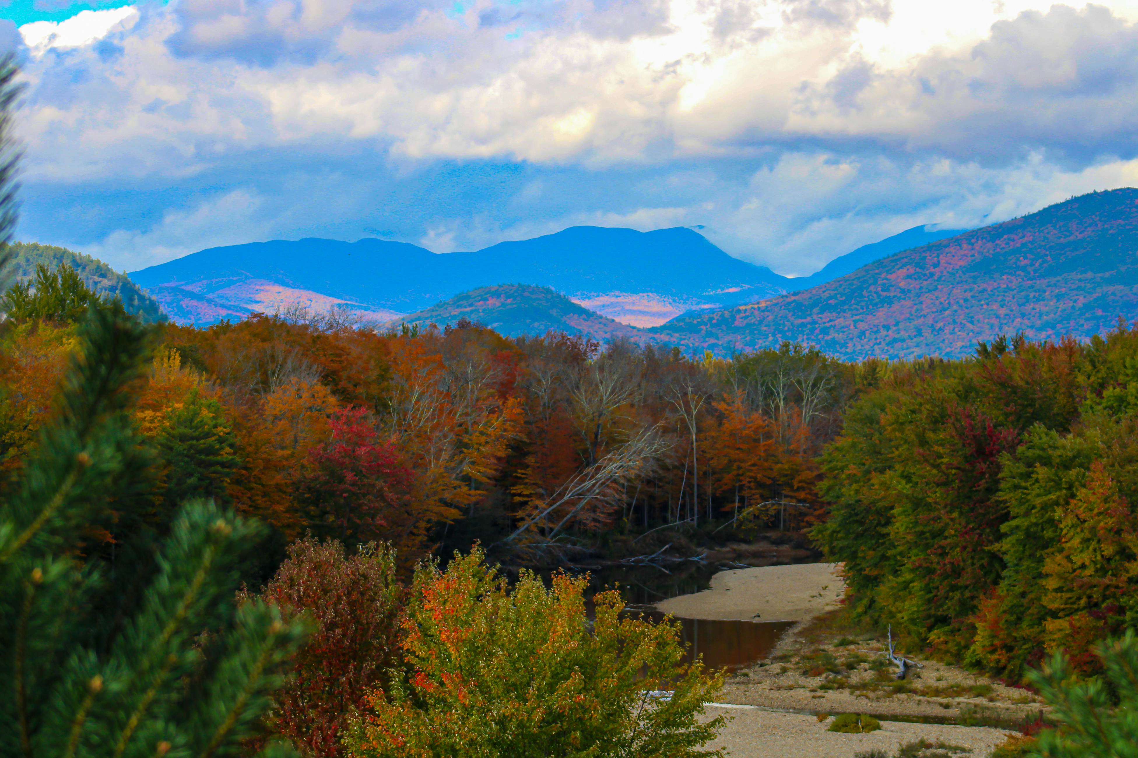 Breathtaking Mountain & River Views