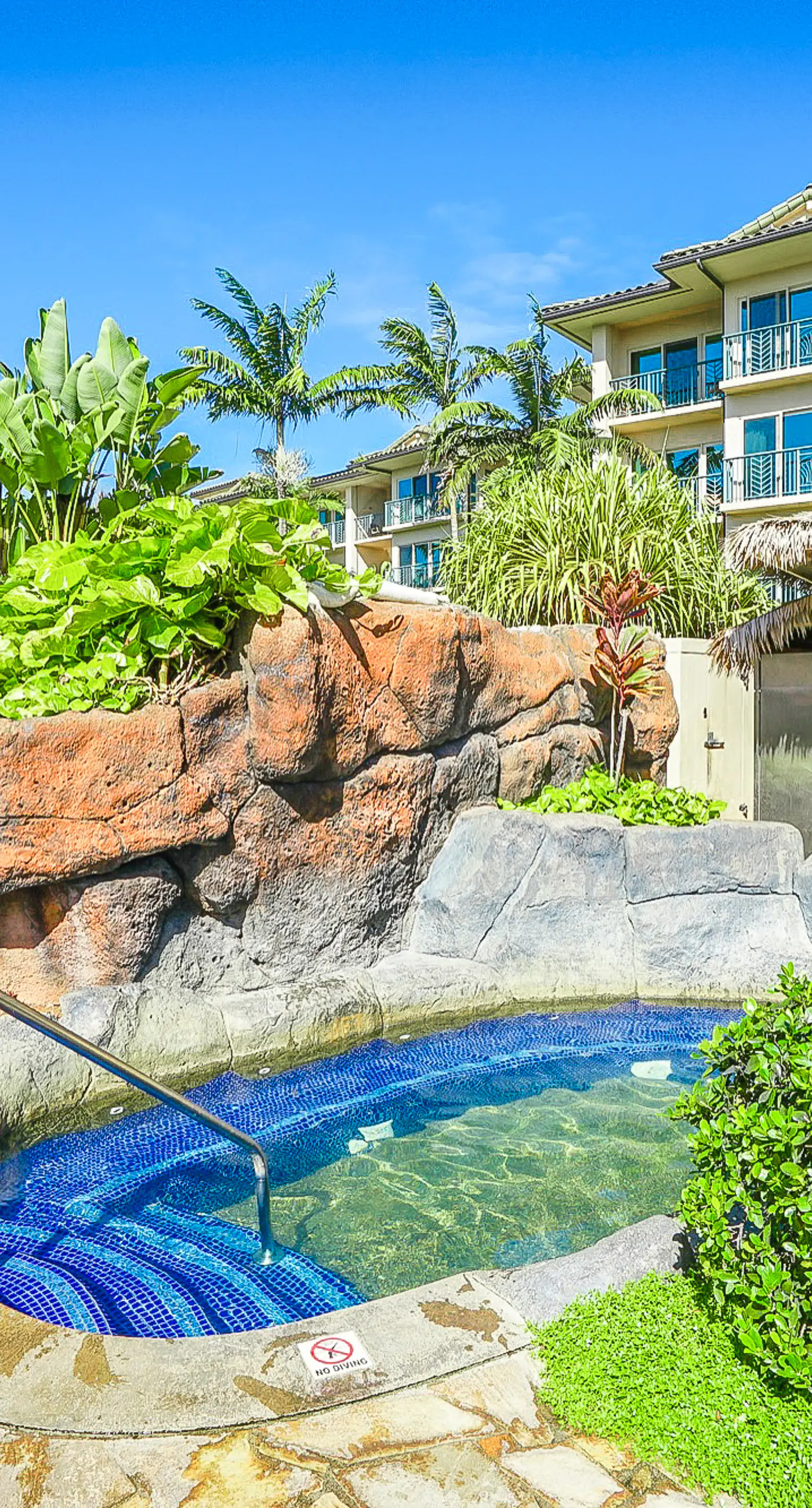 Waipouli Beach Resort H202 2 BD Kapaa, HI Vacation Rental Vacasa