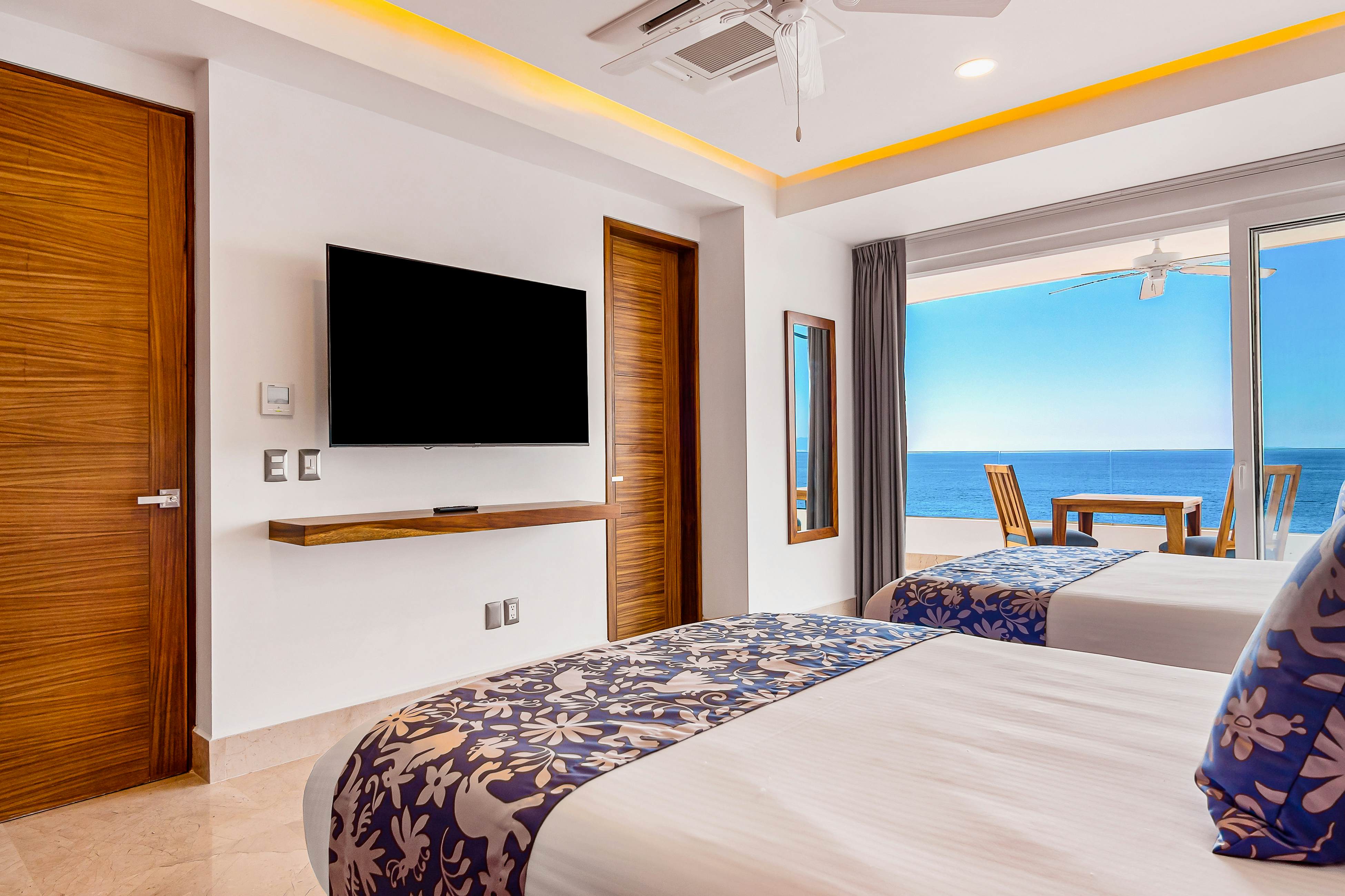 Blue Horizon 603 at Residences