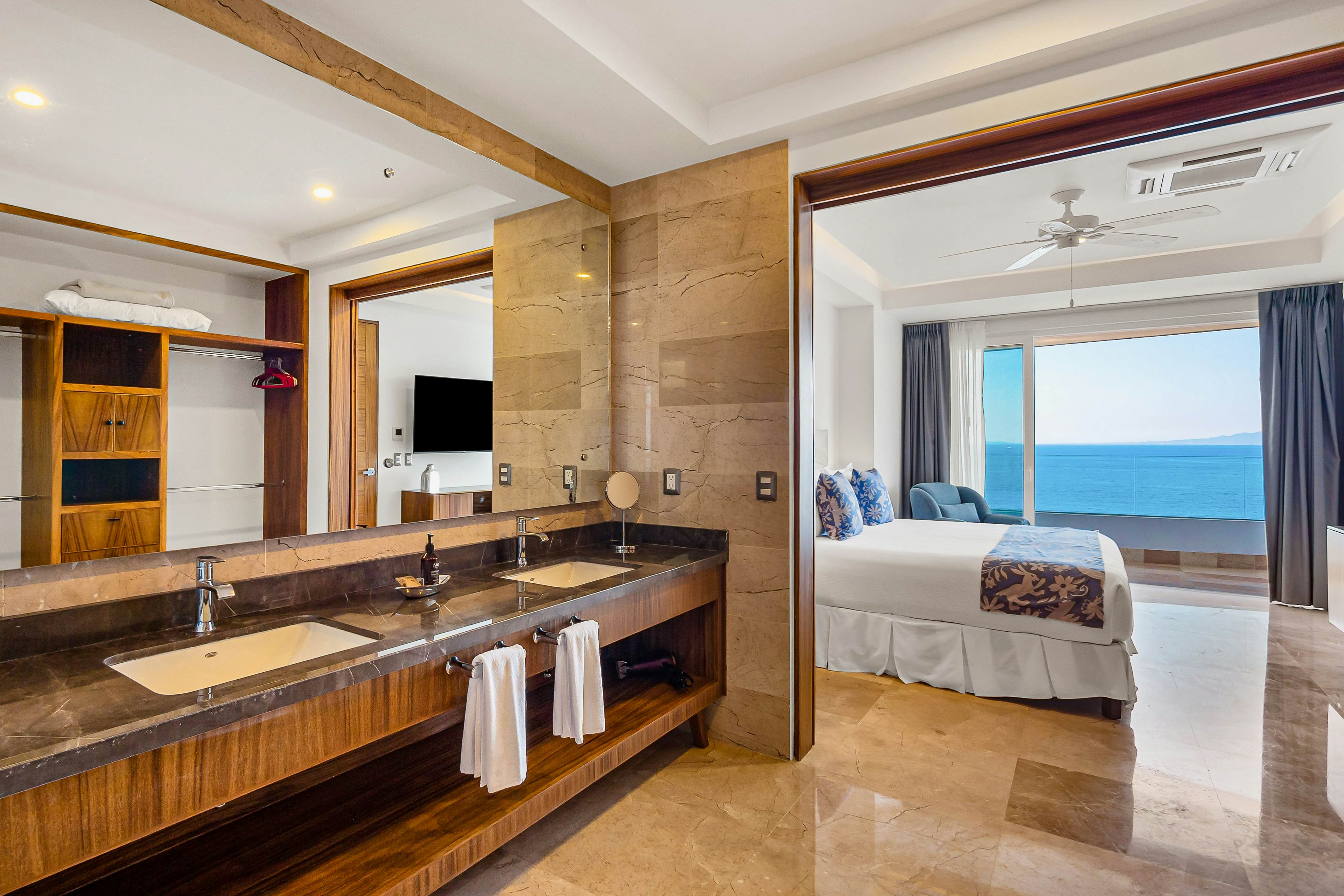 Blue Horizon 603 at Residences