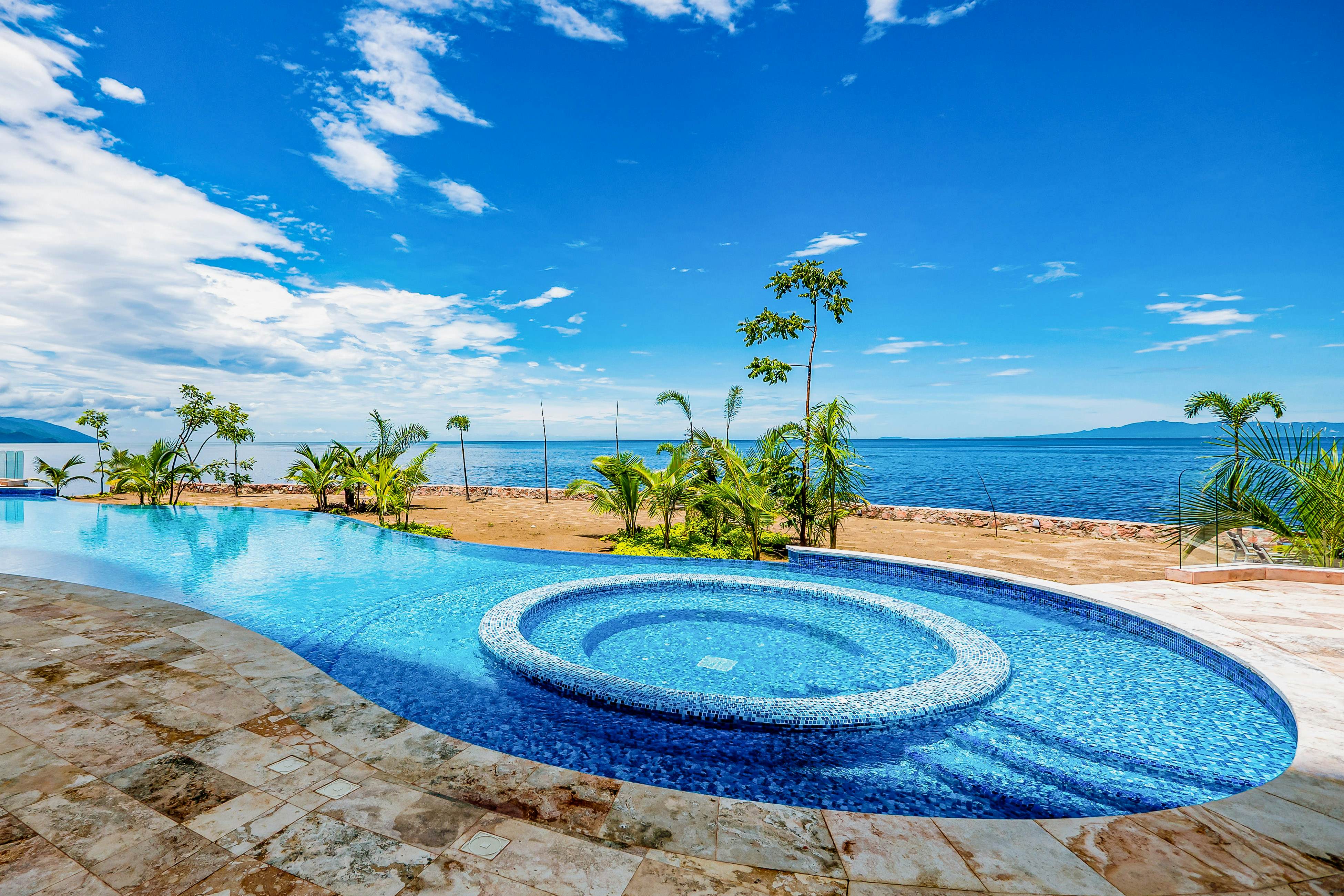 Blue Horizon 802 at Residences