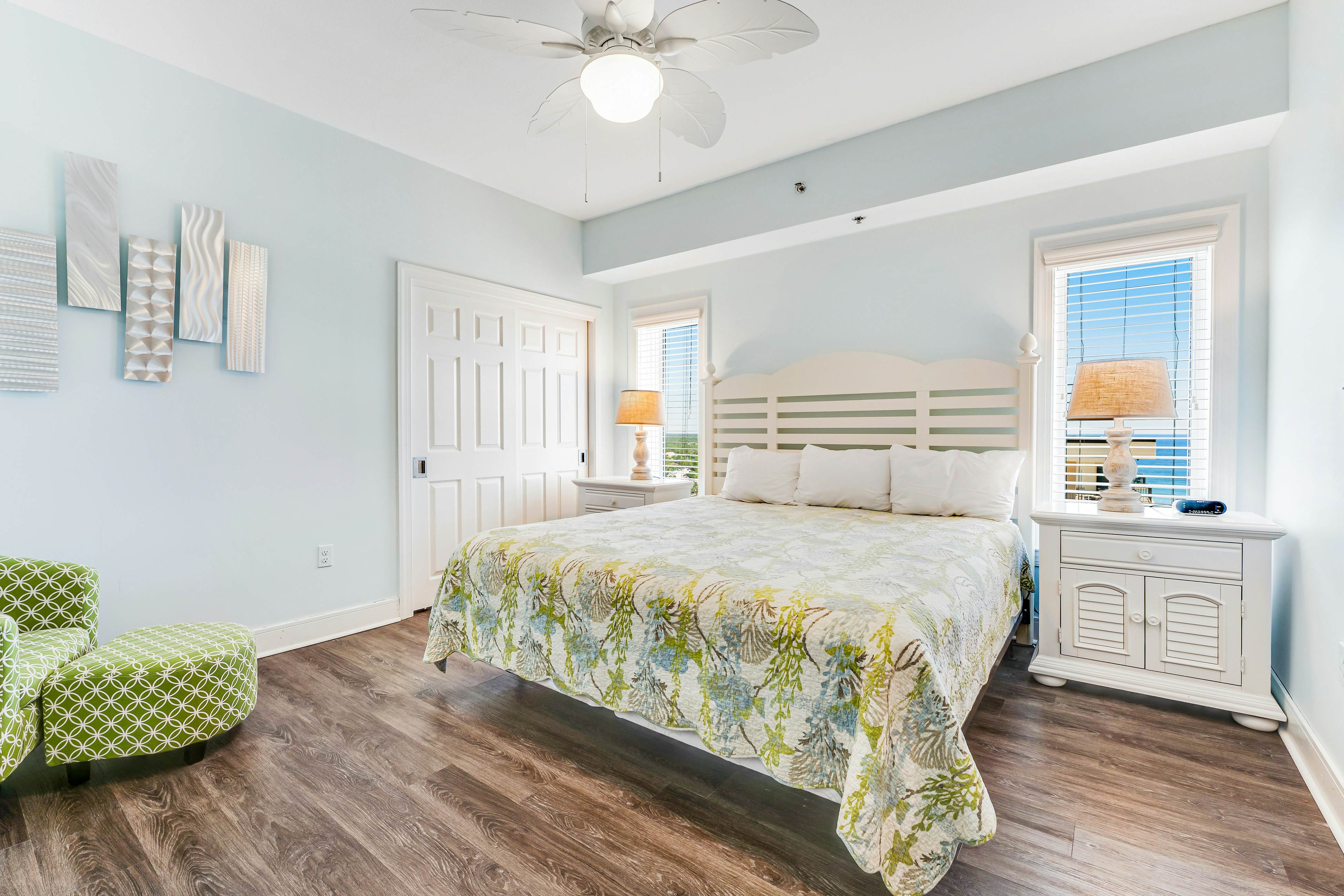 Escapes To The Shores 1301